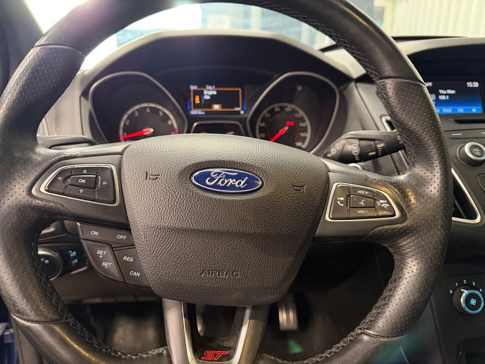 Thumbnail: 2016 Ford Focus - 5