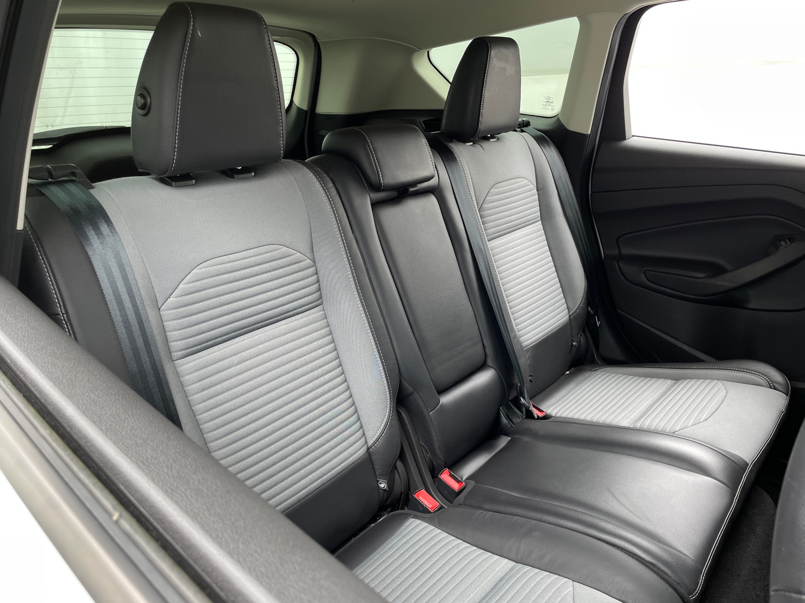 Thumbnail: 2019 Ford Escape - 6