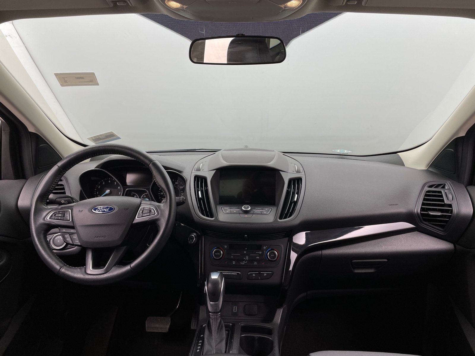 Thumbnail: 2019 Ford Escape - 3