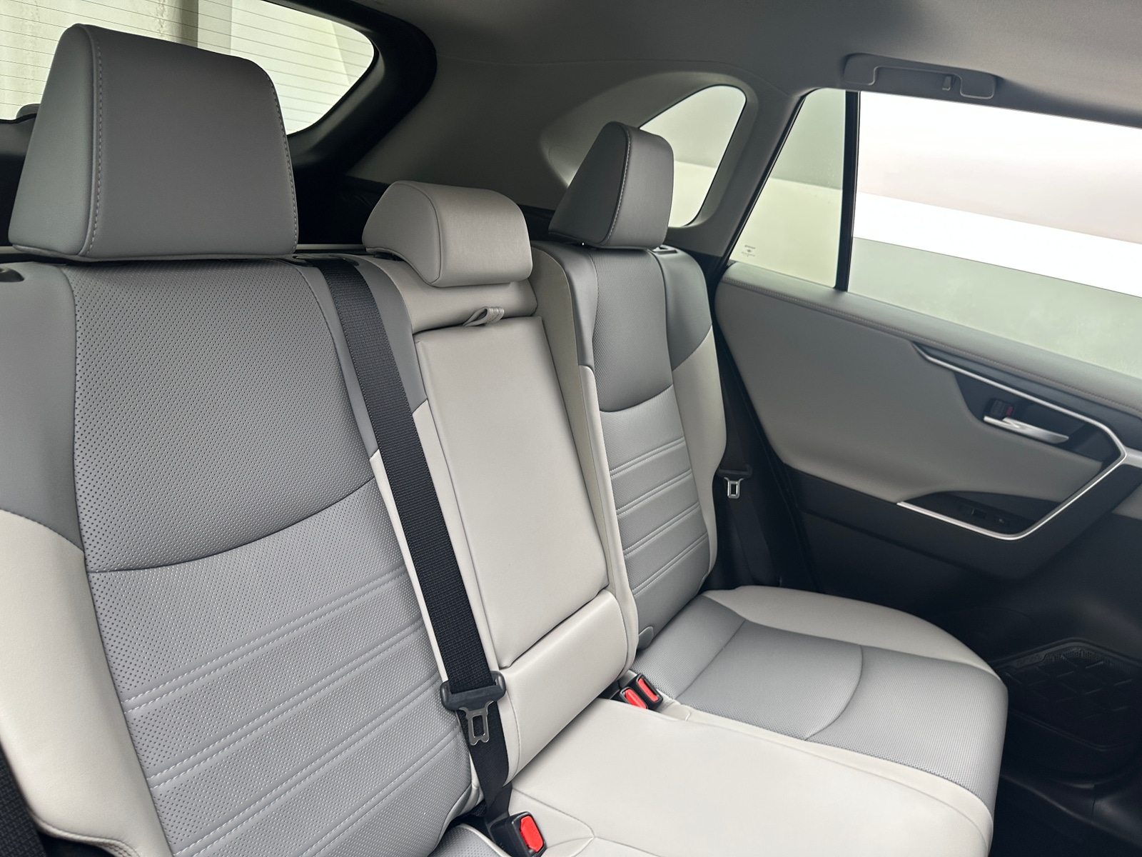 Thumbnail: 2025 Toyota RAV4 - 5