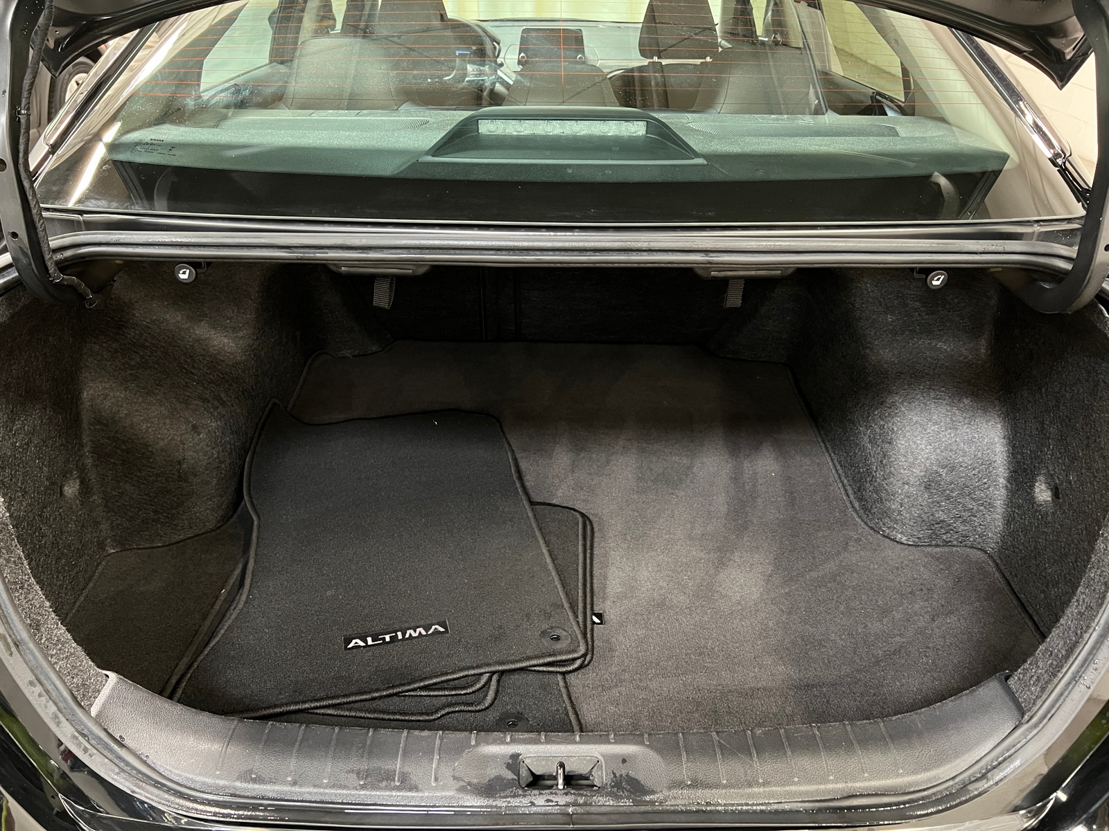 Thumbnail: 2025 Nissan Altima - 7