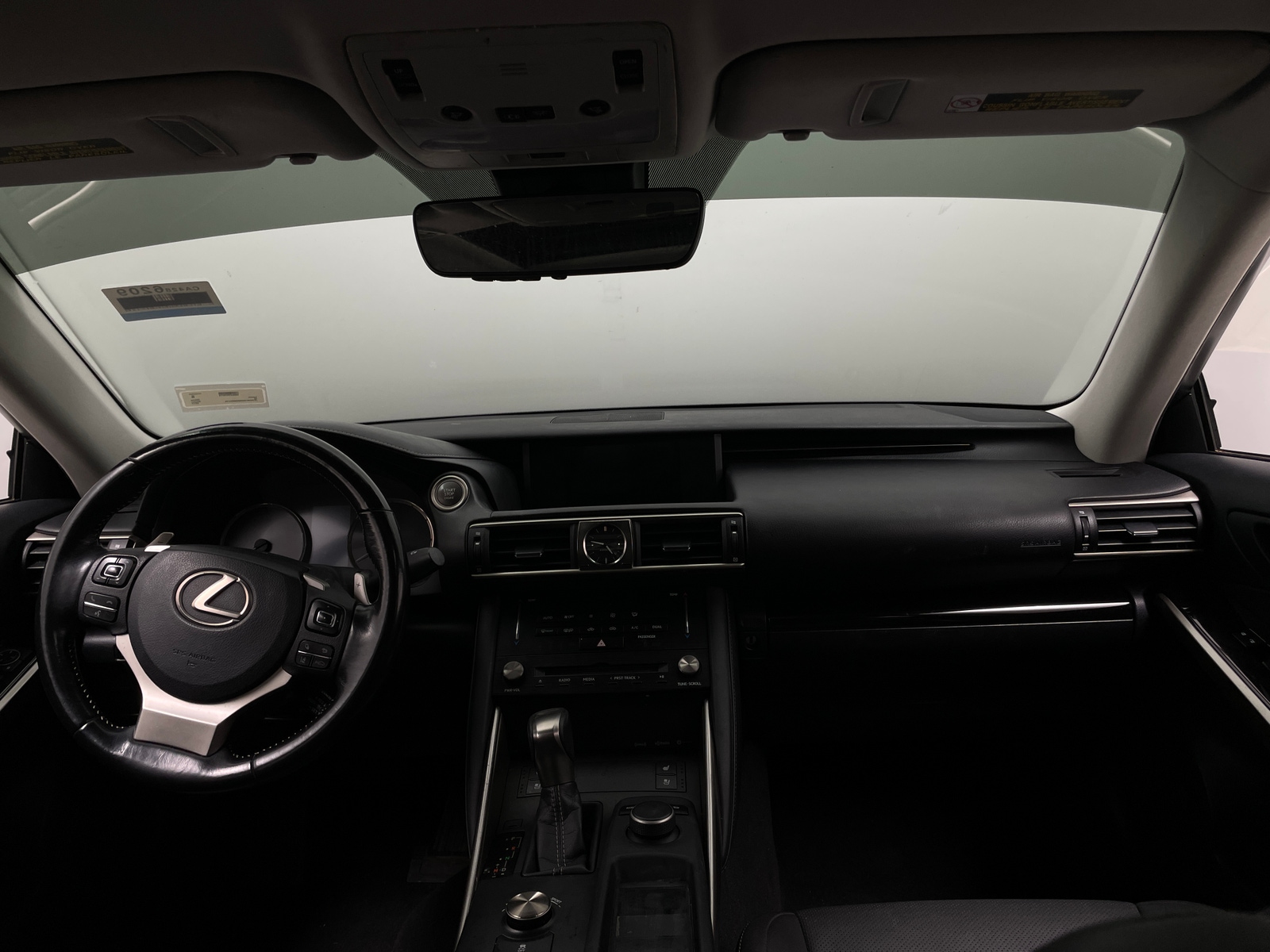 Thumbnail: 2017 Lexus IS - 2