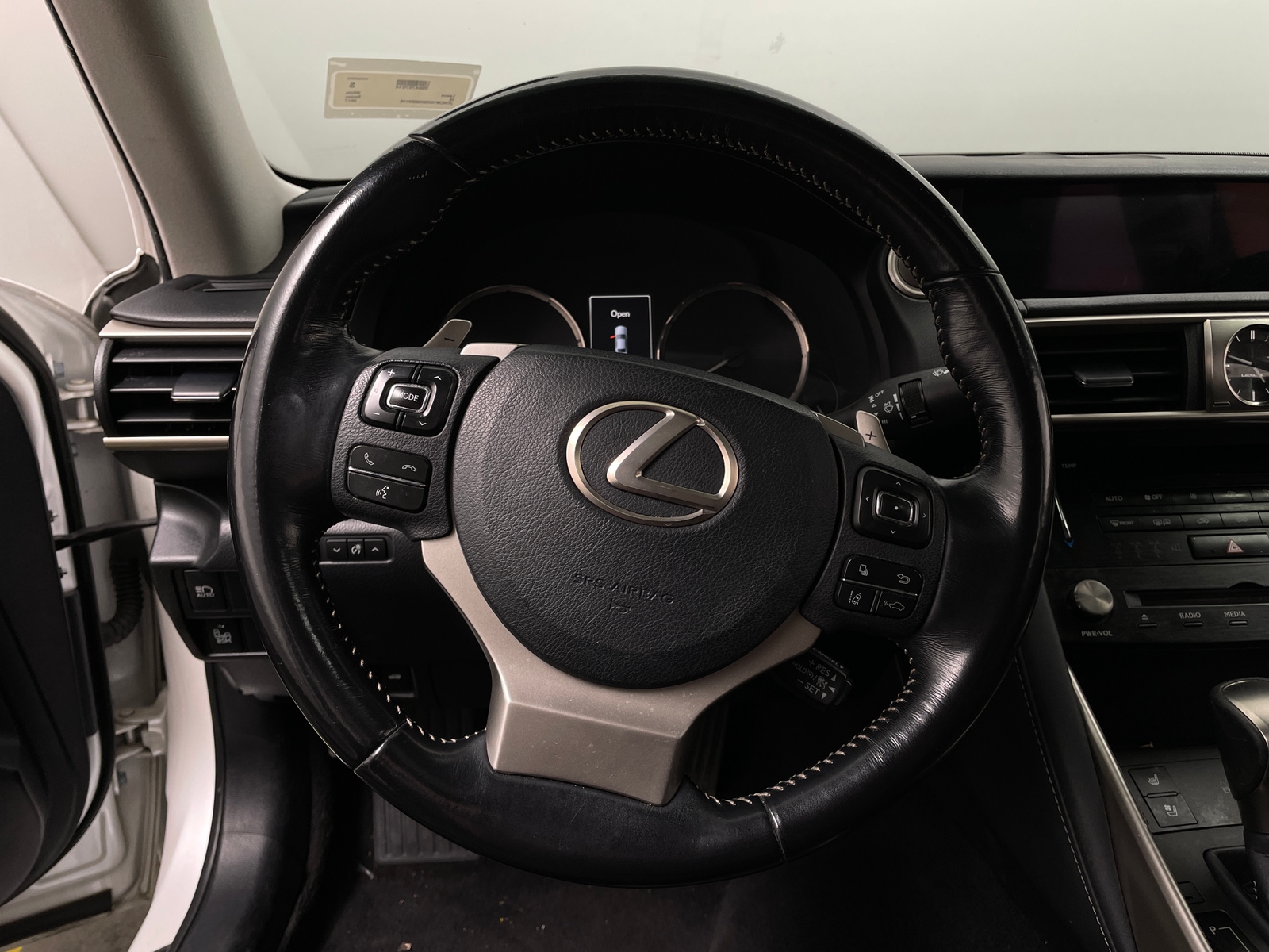 Thumbnail: 2017 Lexus IS - 4