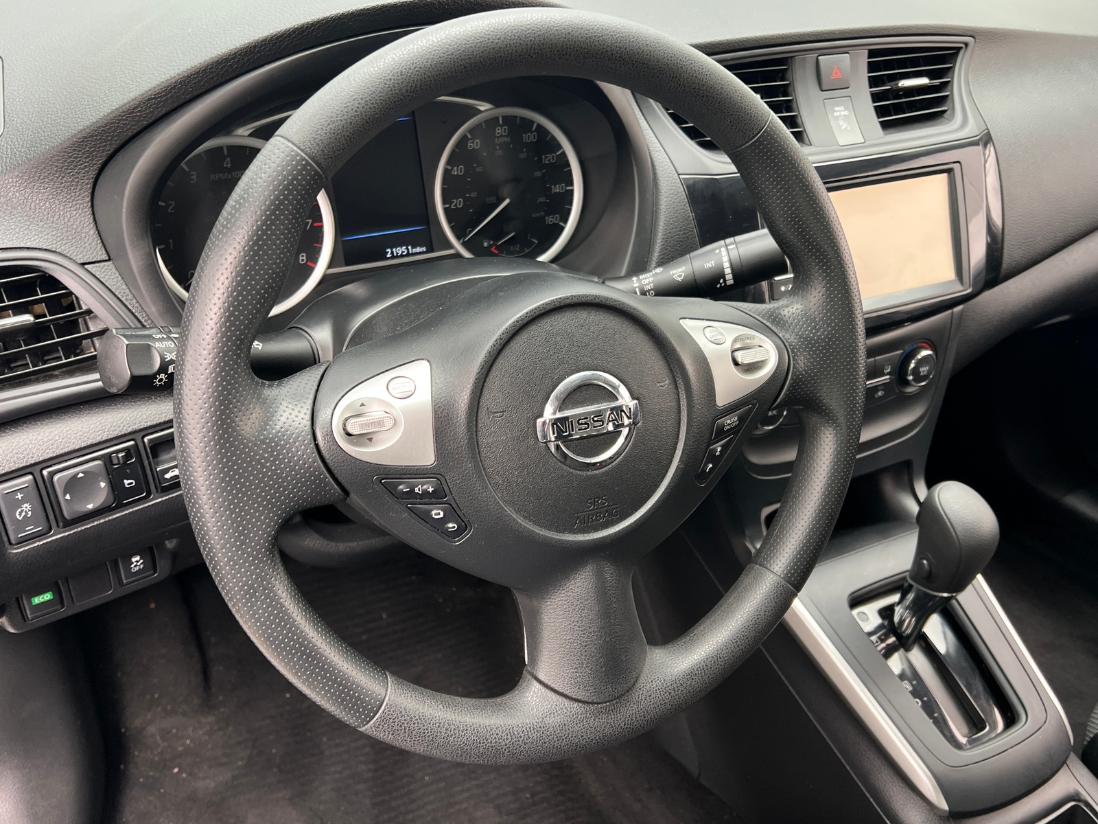 Thumbnail: 2019 Nissan Sentra - 5