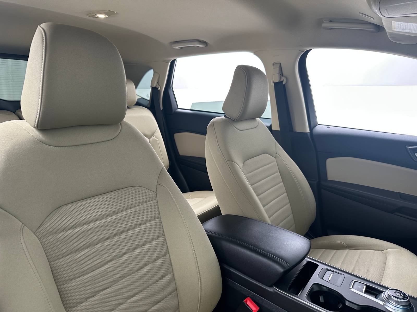 Thumbnail: 2022 Ford Edge - 2