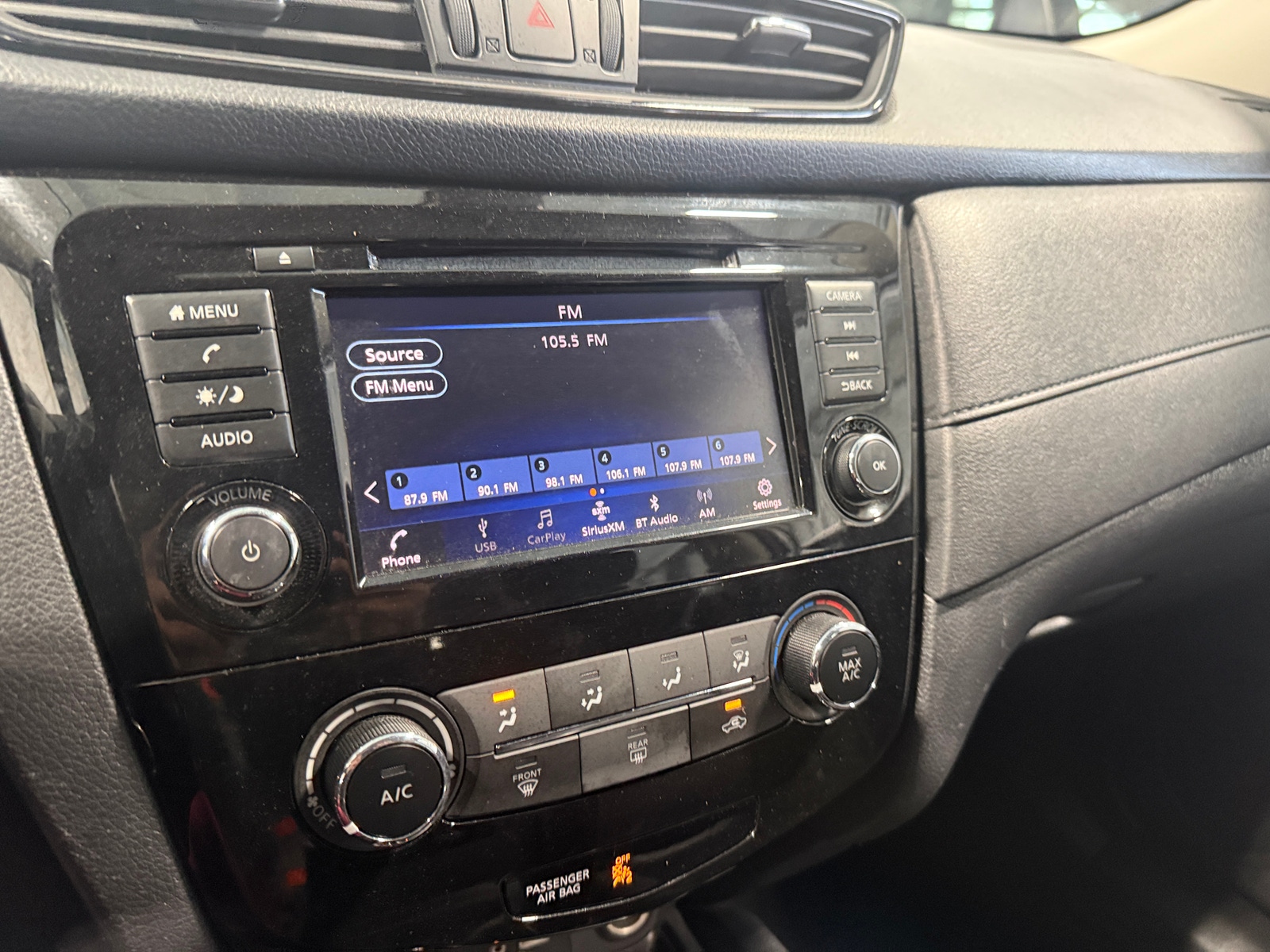 Thumbnail: 2019 Nissan Rogue - 4