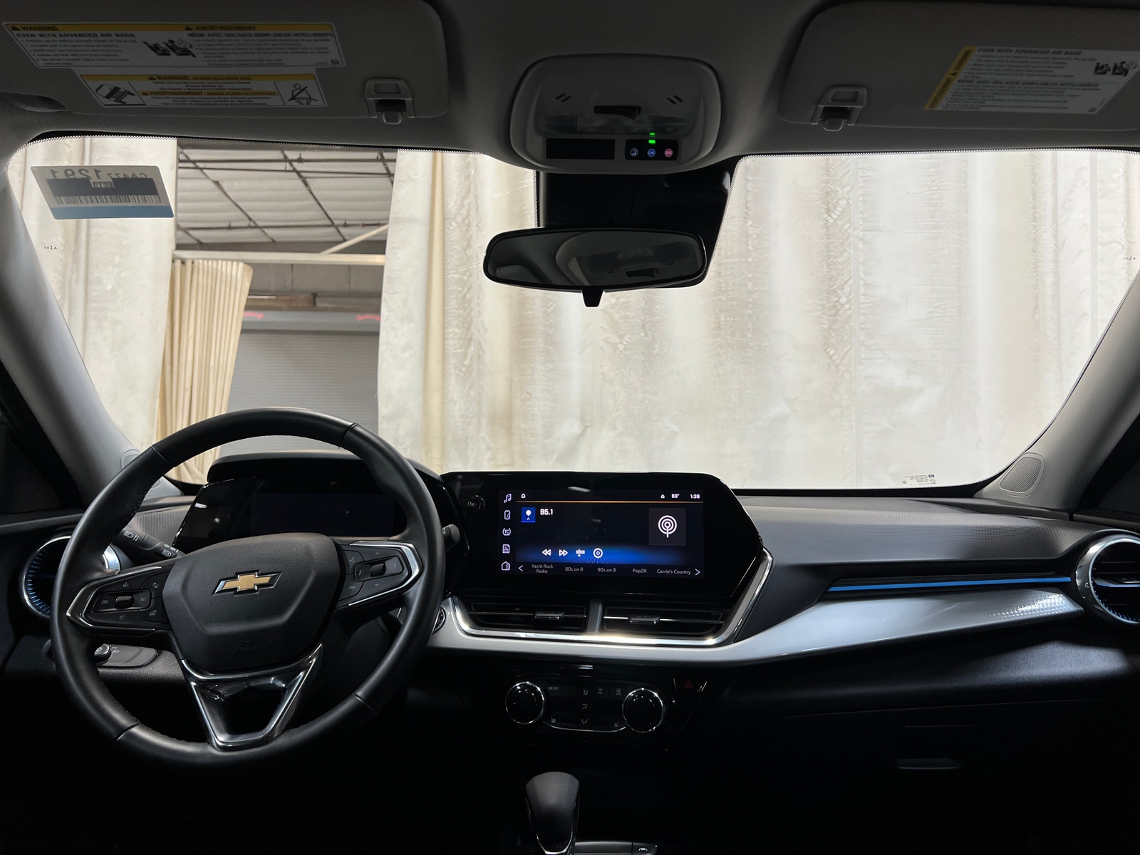 Thumbnail: 2025 Chevrolet Trax - 3