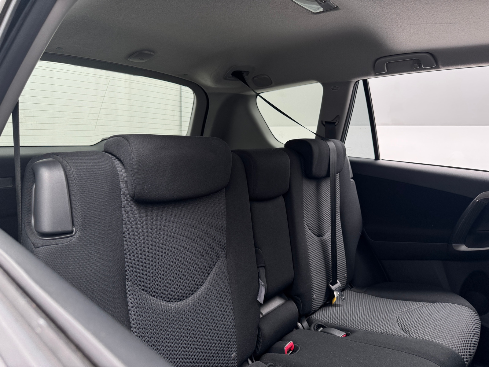 Thumbnail: 2011 Toyota RAV4 - 6