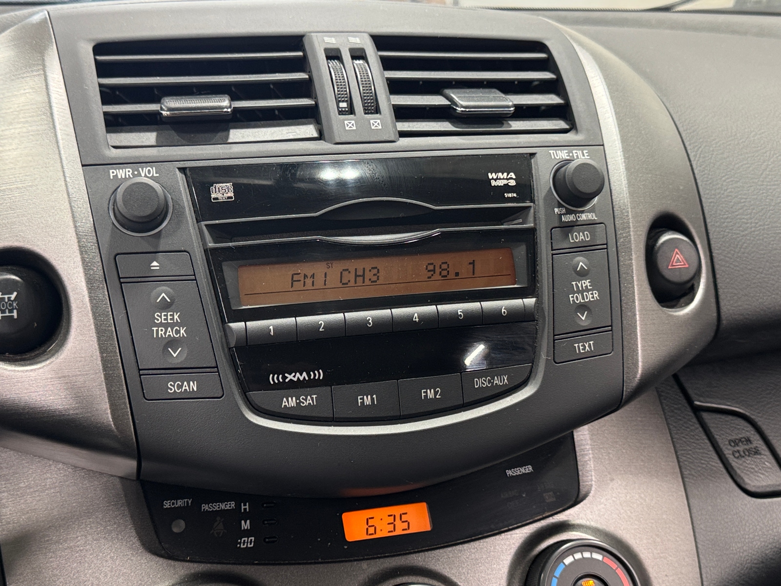 Thumbnail: 2011 Toyota RAV4 - 4