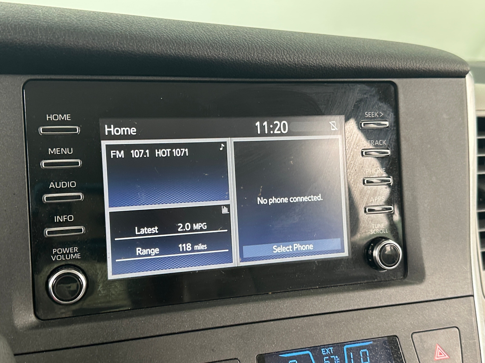 Thumbnail: 2018 Toyota Sienna - 4