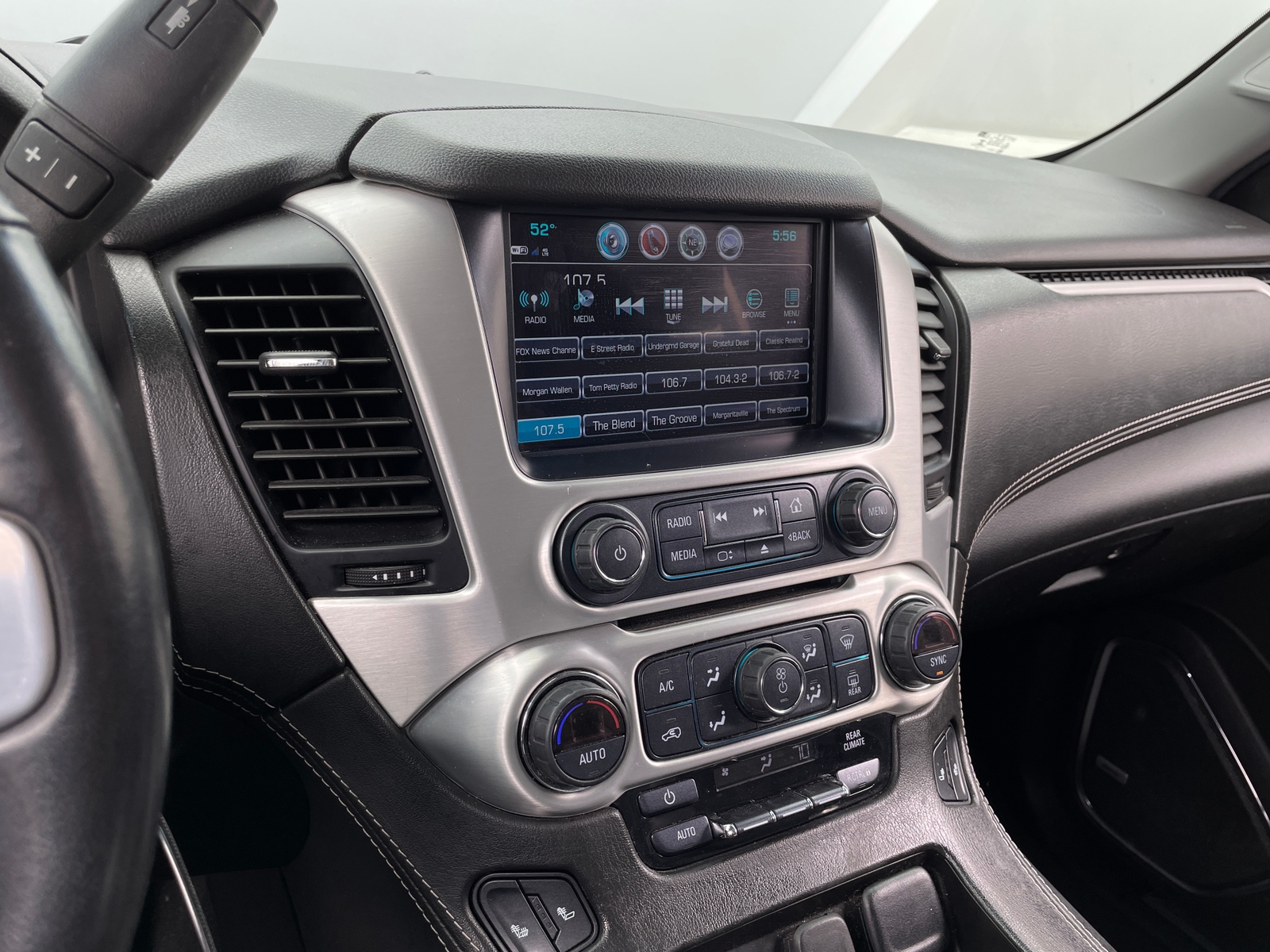 Thumbnail: 2019 GMC Yukon - 3