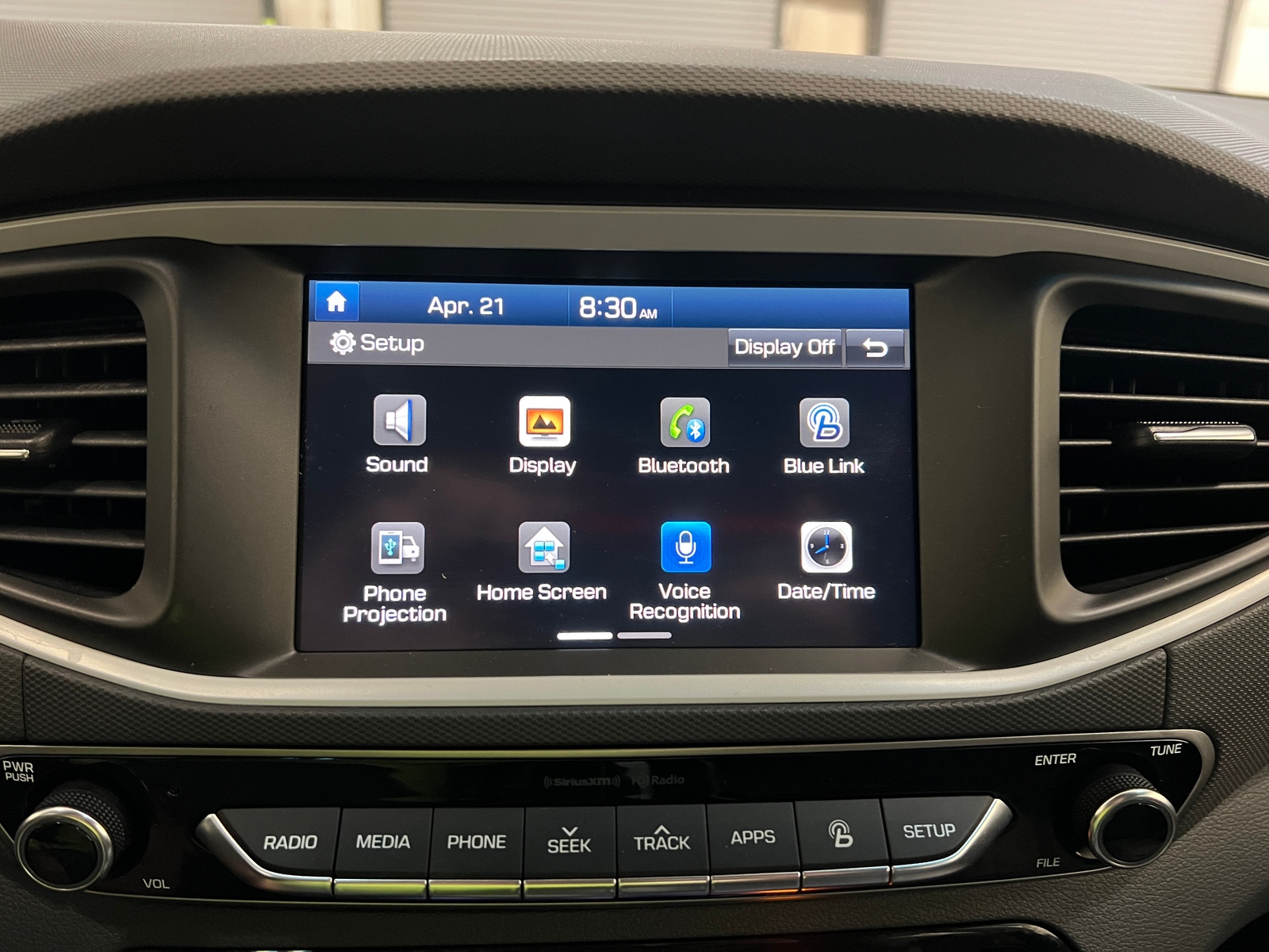 Thumbnail: 2019 Hyundai Ioniq - 4