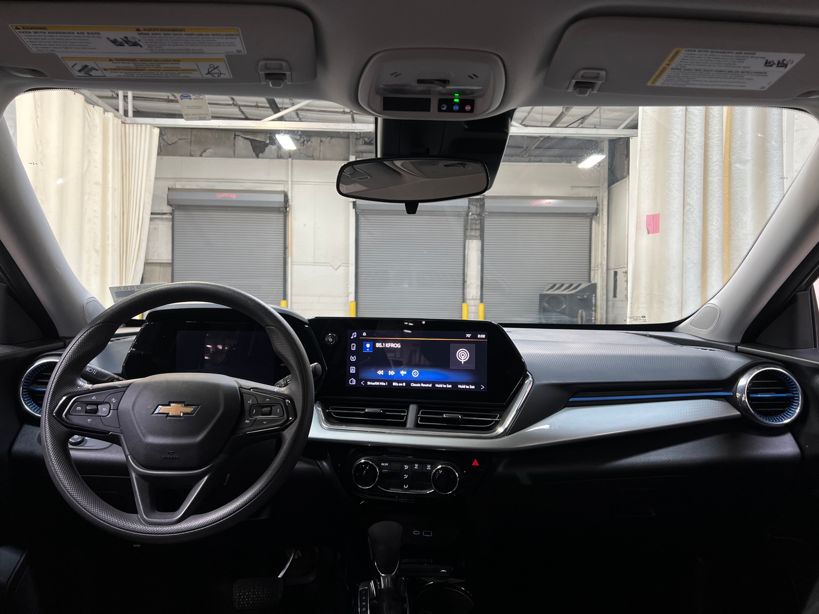 Thumbnail: 2025 Chevrolet Trax - 3