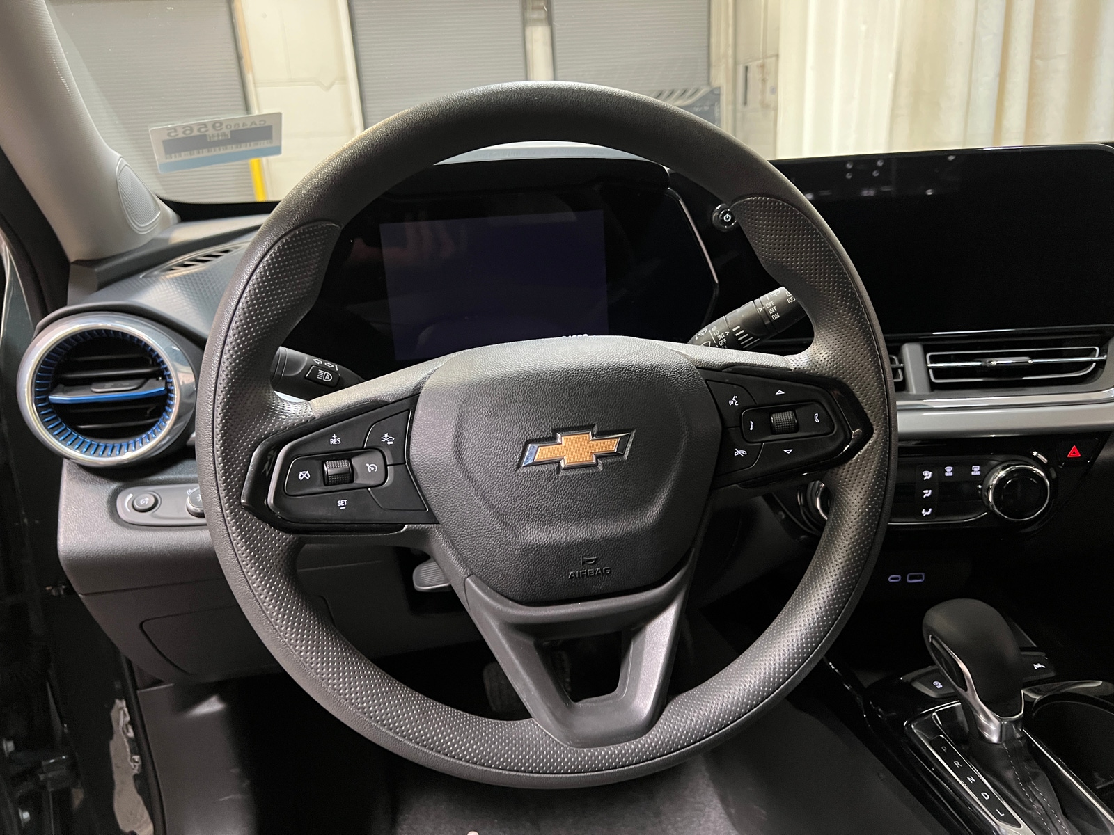 Thumbnail: 2025 Chevrolet Trax - 5