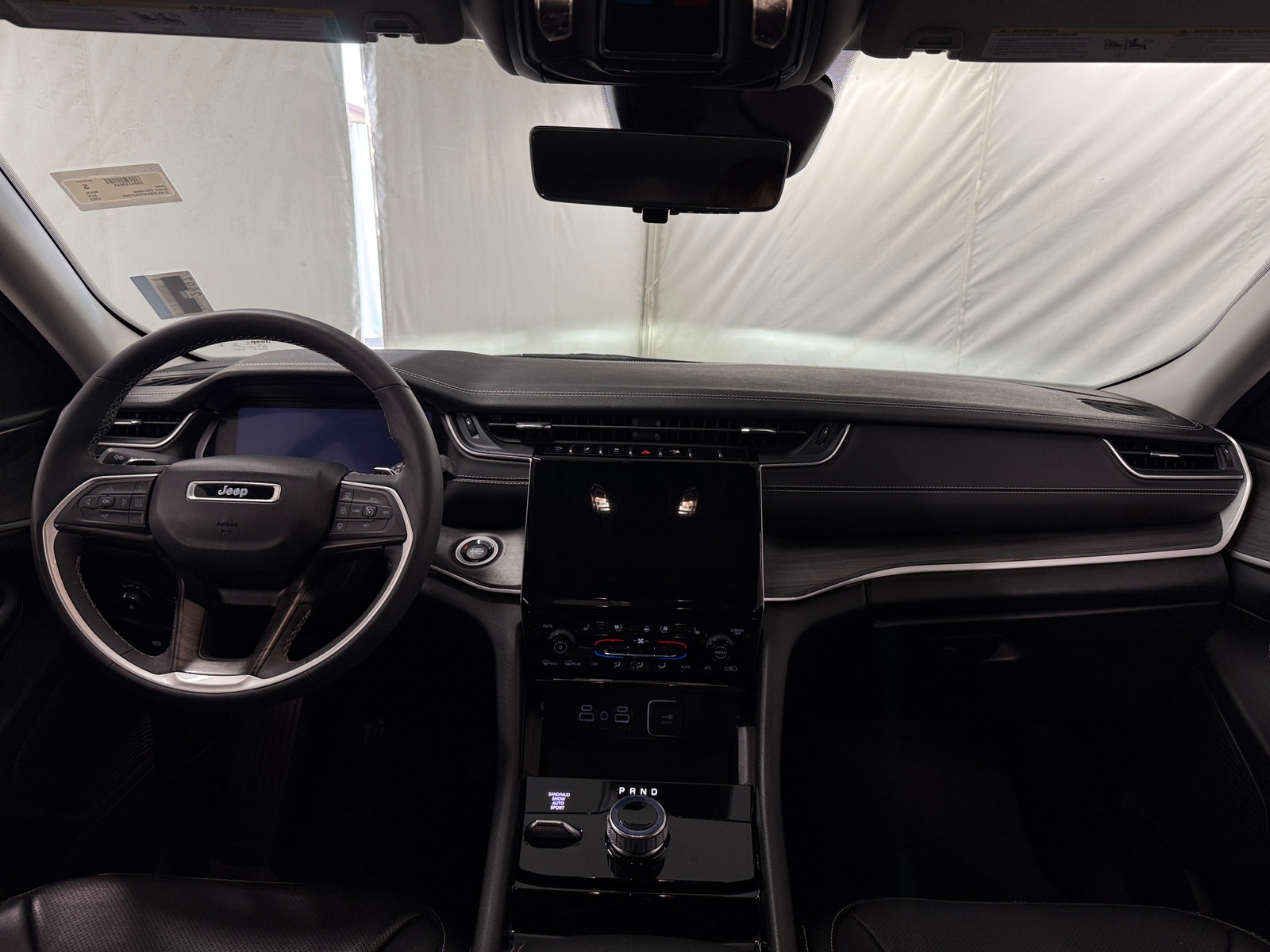 Thumbnail: 2023 Jeep Grand Cherokee - 2
