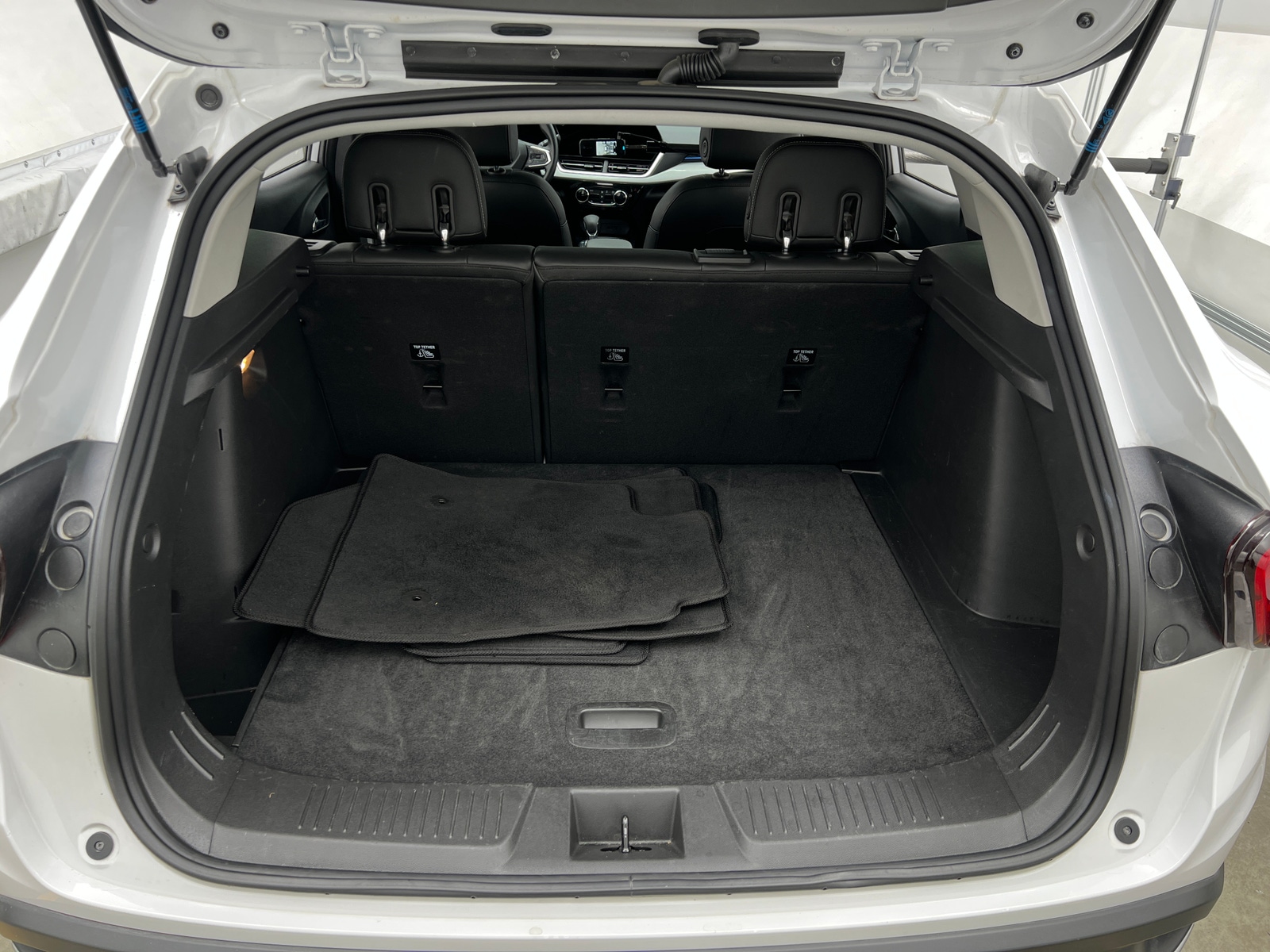 Thumbnail: 2025 Chevrolet Trax - 7