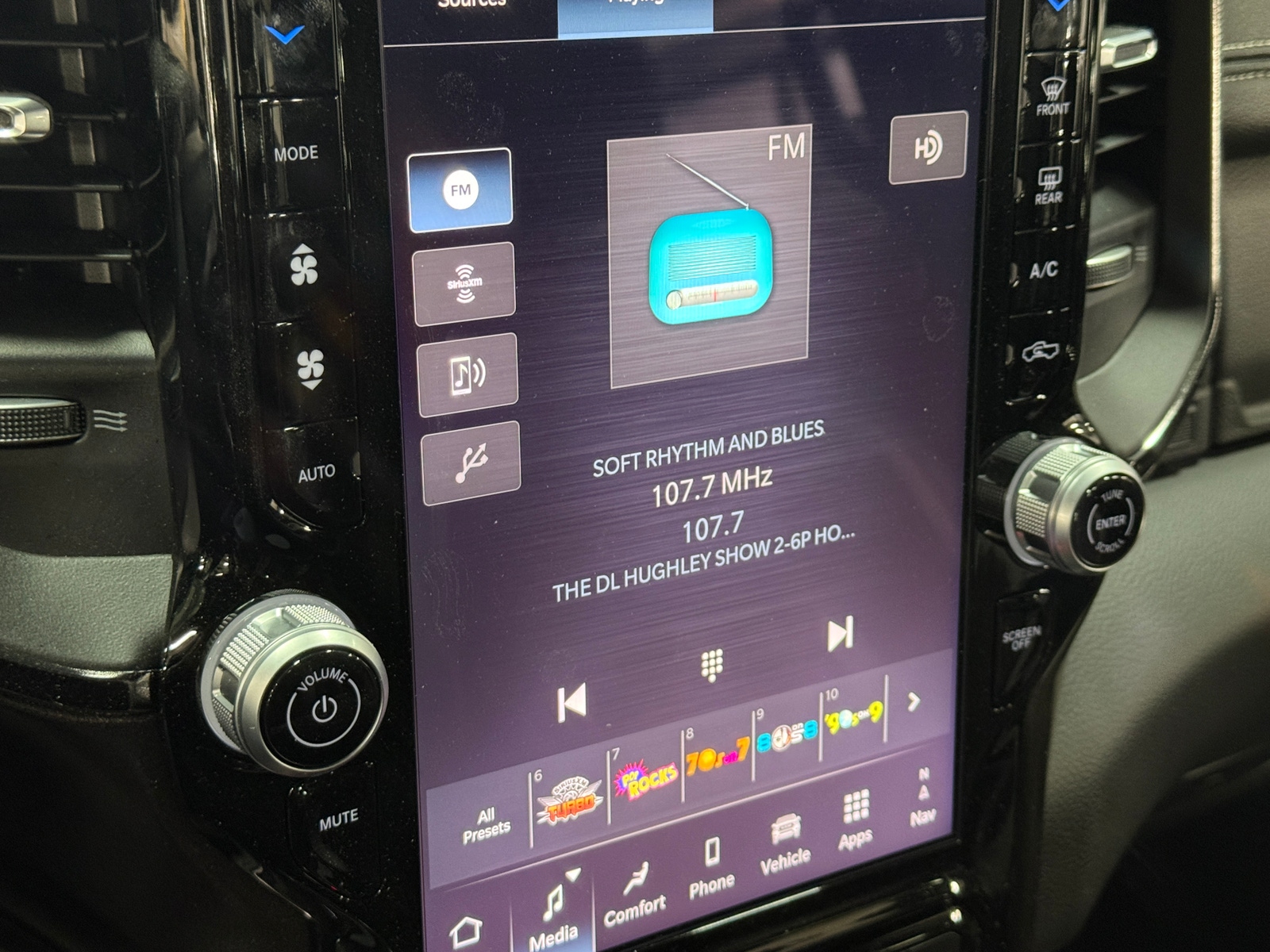 Thumbnail: 2026 RAM 1500 - 3