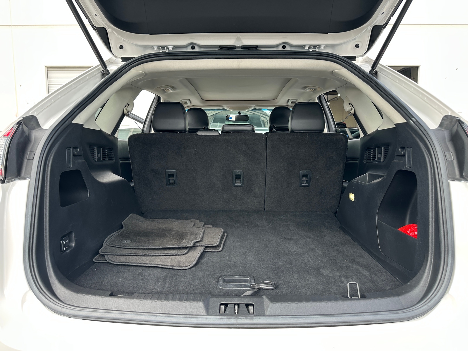 Thumbnail: 2015 Ford Edge - 6