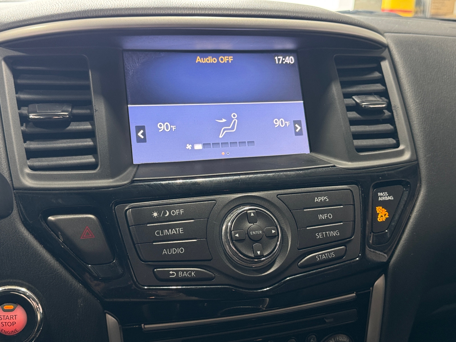 Thumbnail: 2019 Nissan Pathfinder - 4