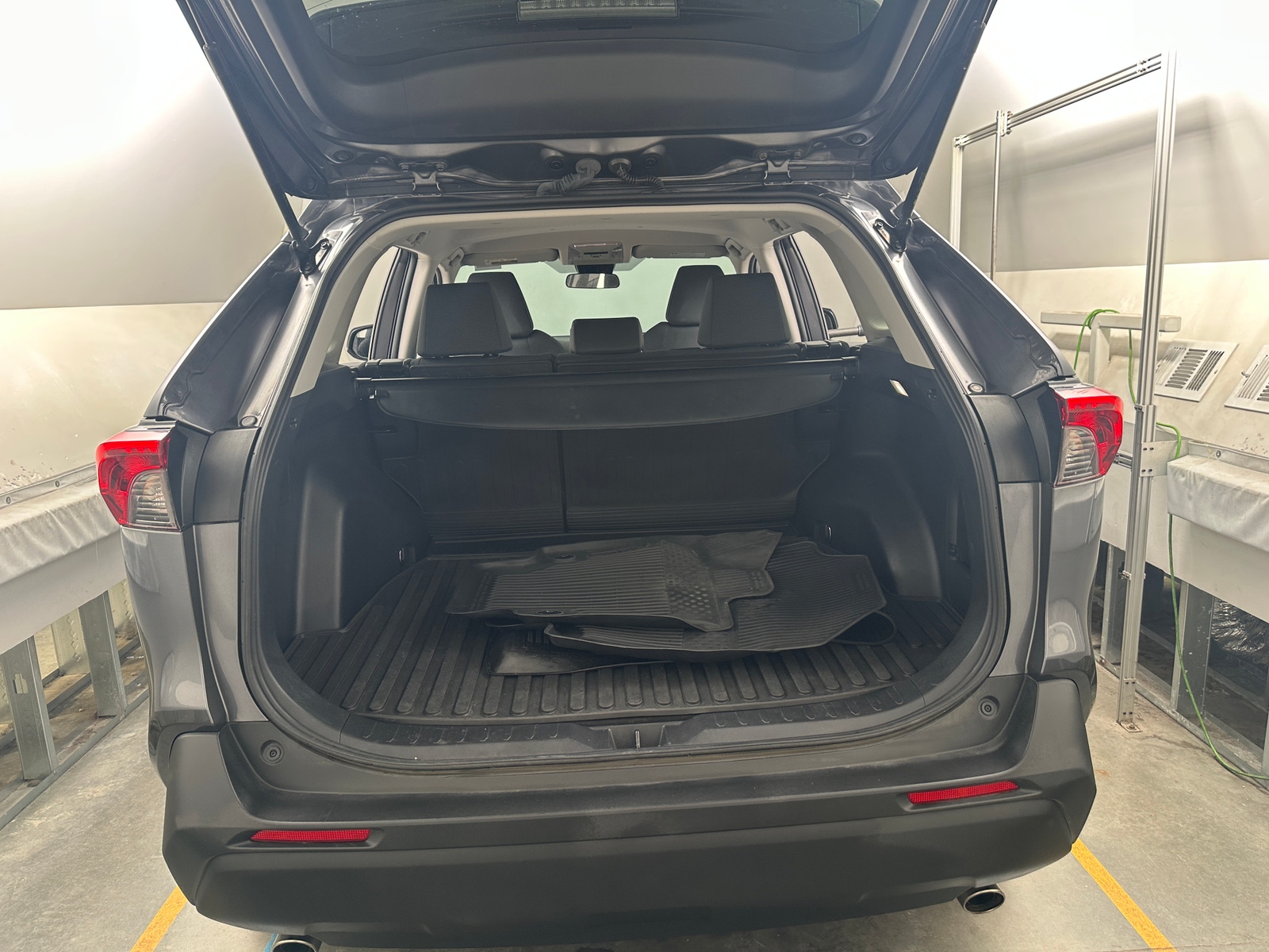 Thumbnail: 2022 Toyota RAV4 - 7