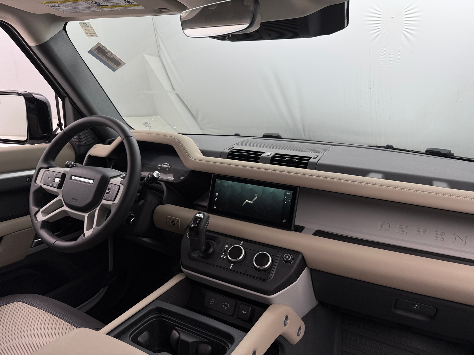Thumbnail: 2024 Land Rover Defender - 2