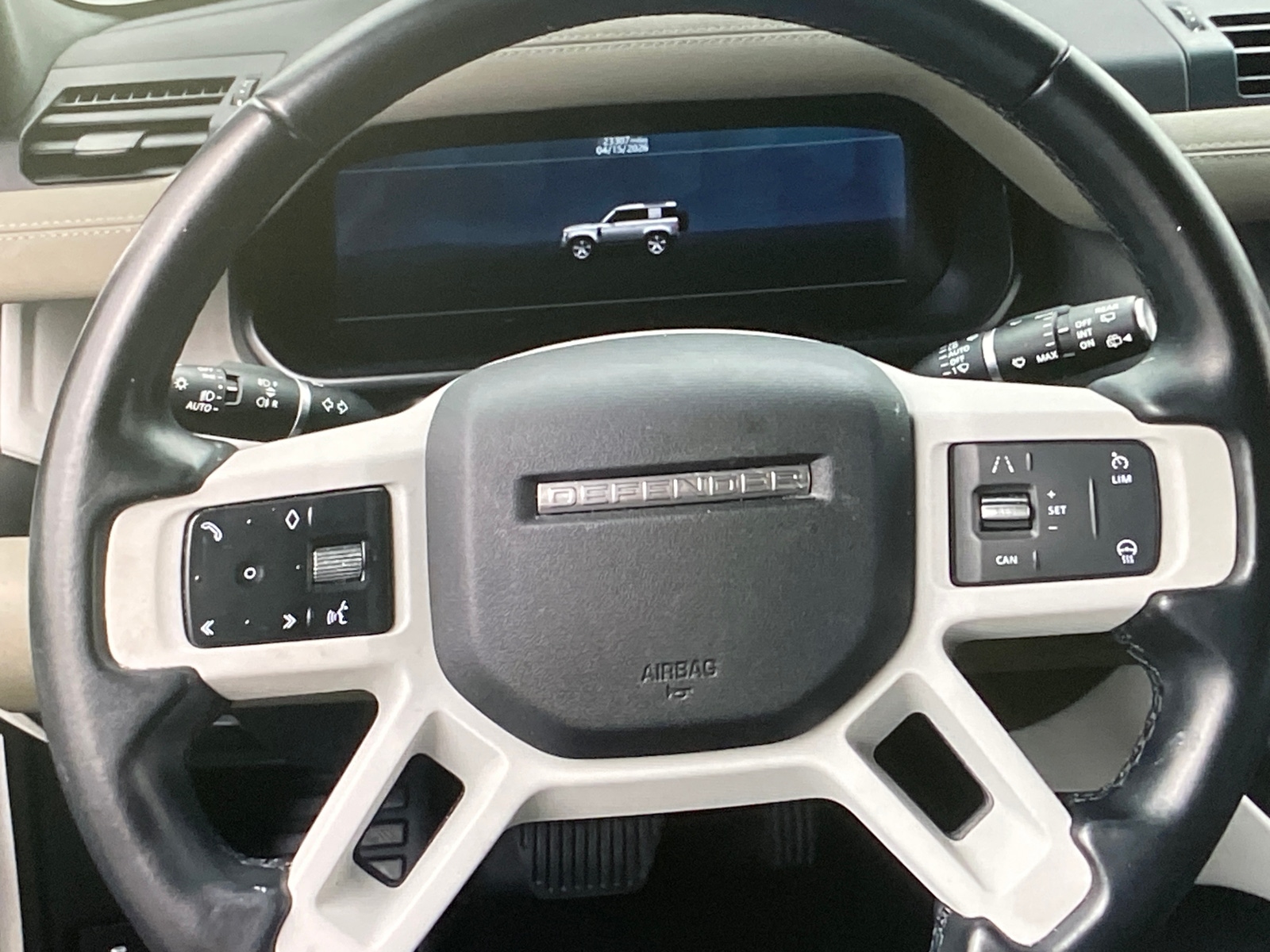 Thumbnail: 2024 Land Rover Defender - 4