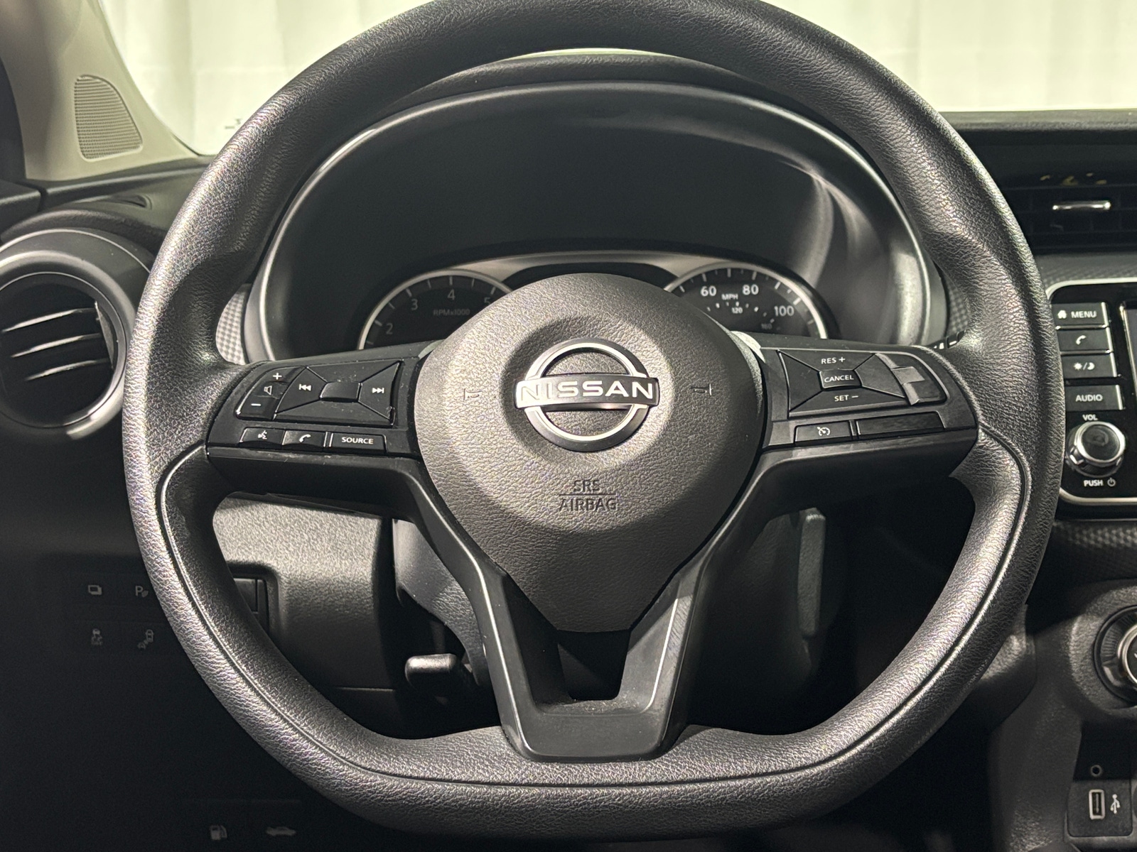 Thumbnail: 2023 Nissan Kicks - 5