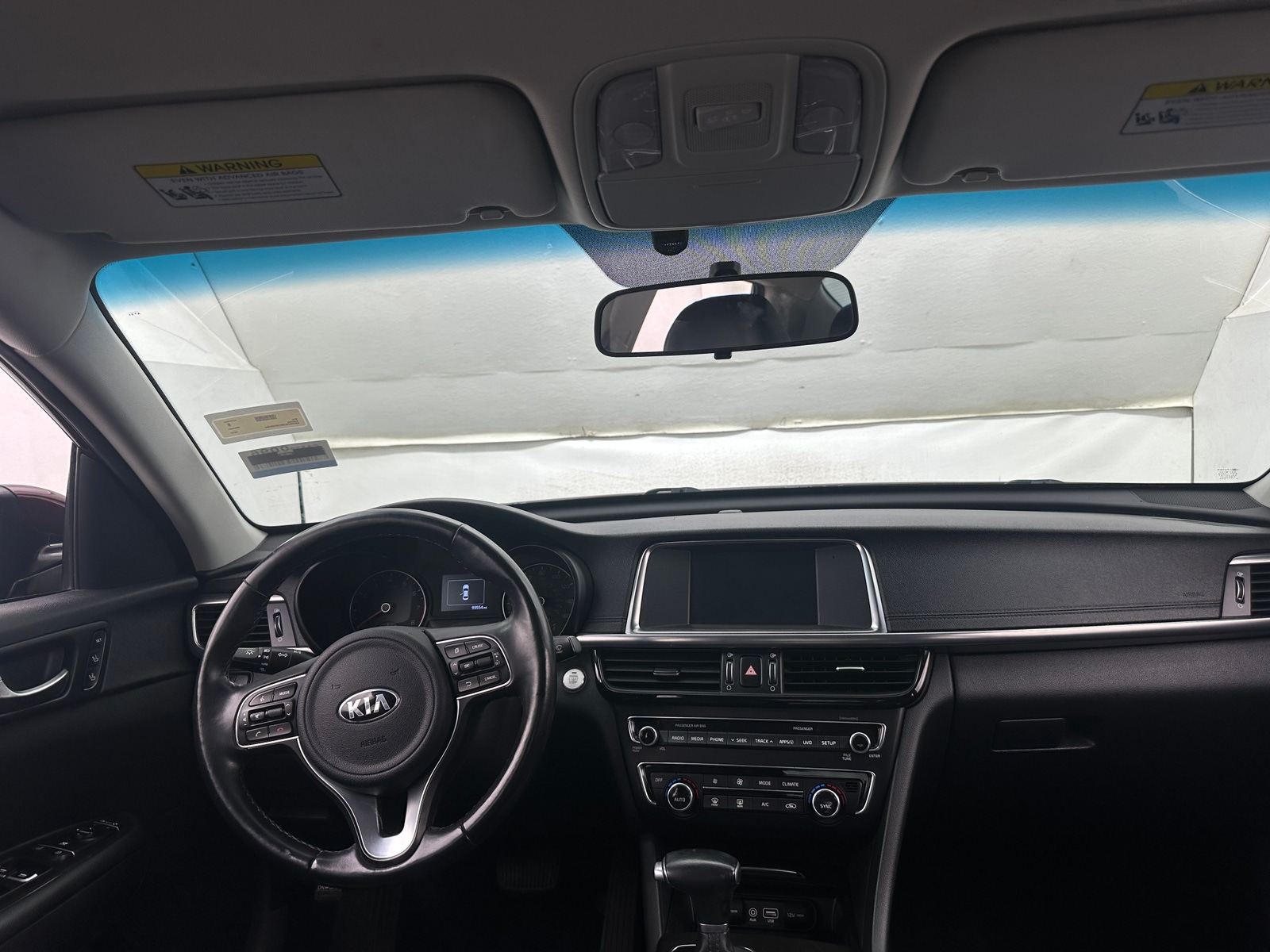 Thumbnail: 2017 Kia Optima - 2
