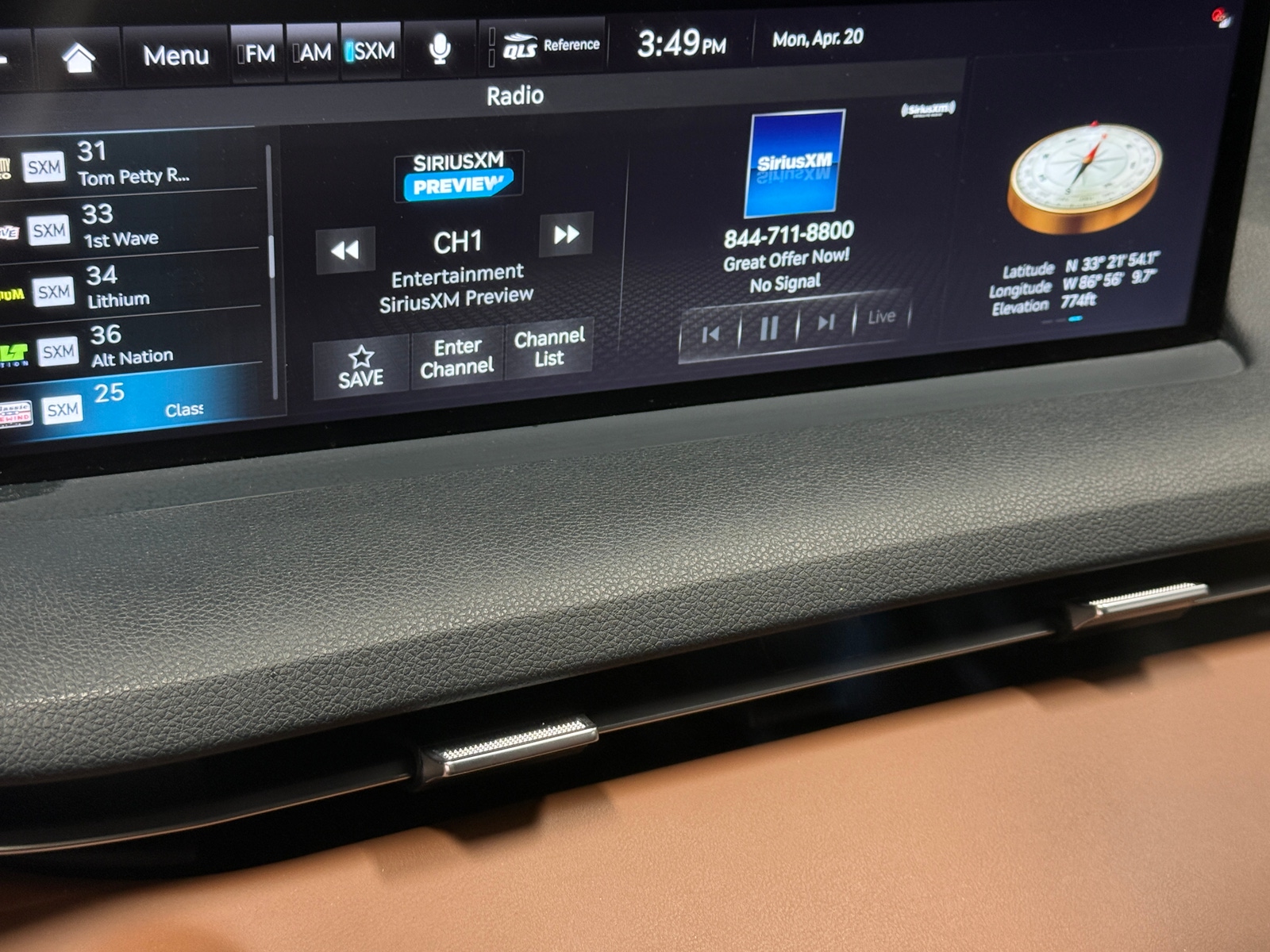 Thumbnail: 2022 Genesis GV70 - 3