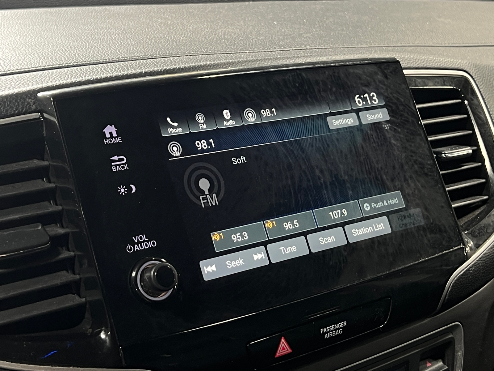 Thumbnail: 2020 Honda Pilot - 3