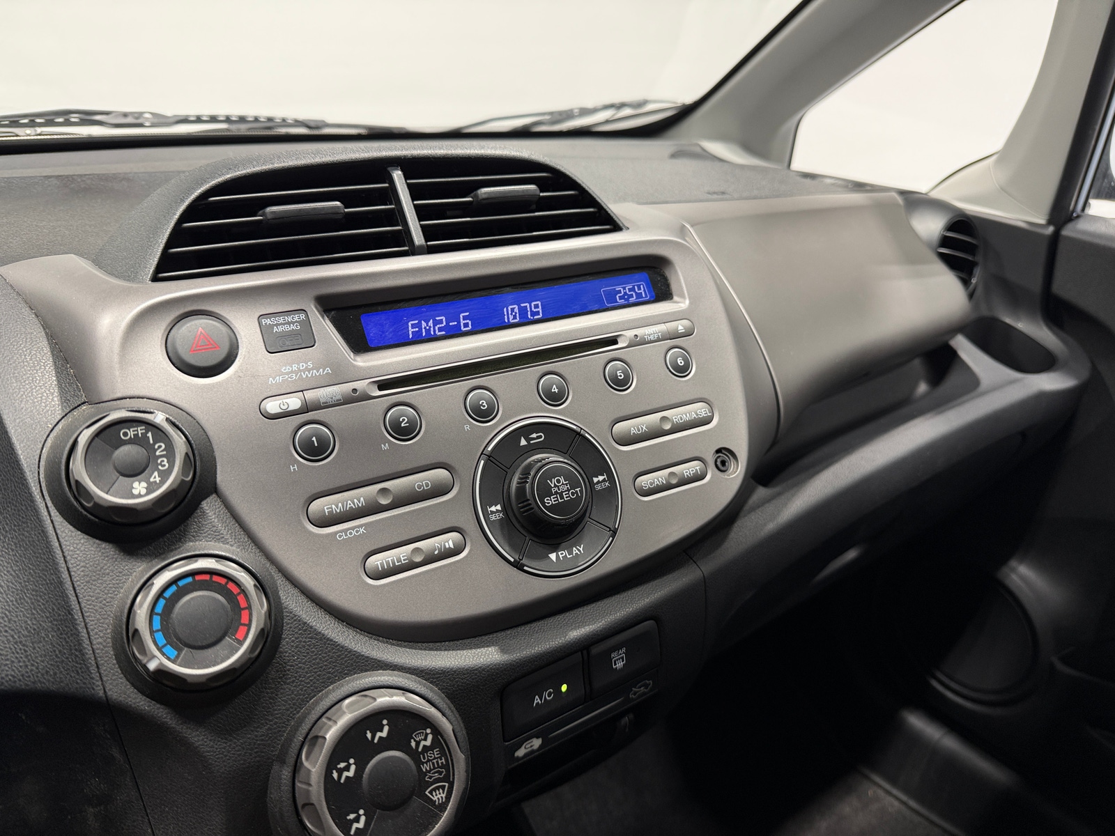 Thumbnail: 2011 Honda Fit - 4