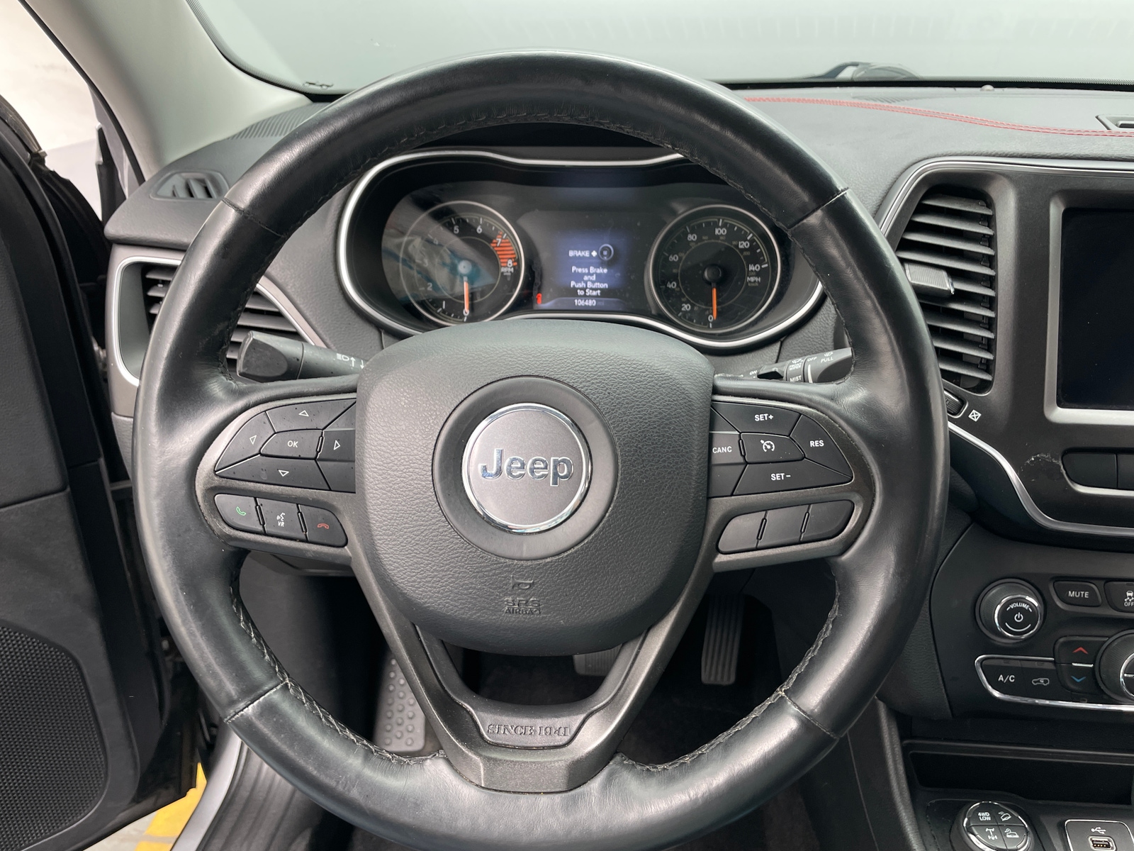 Thumbnail: 2019 Jeep Cherokee - 5