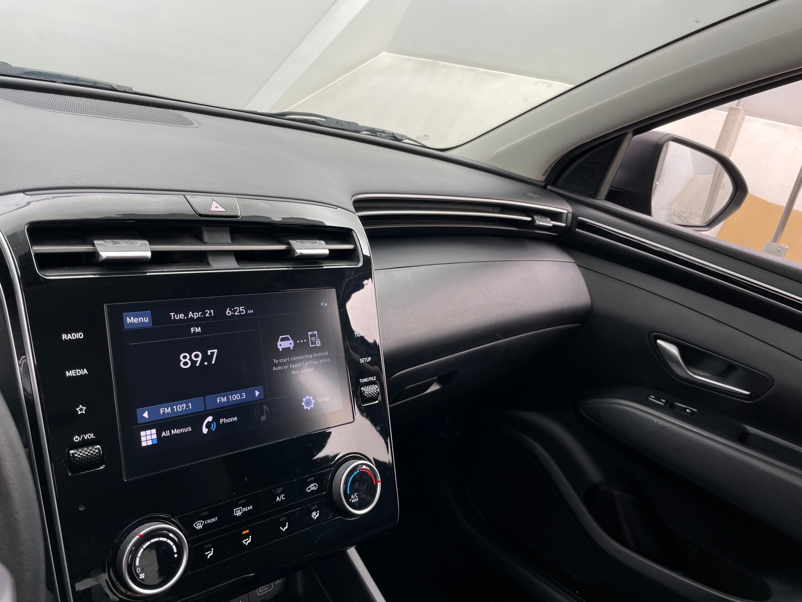 Thumbnail: 2023 Hyundai Tucson - 4