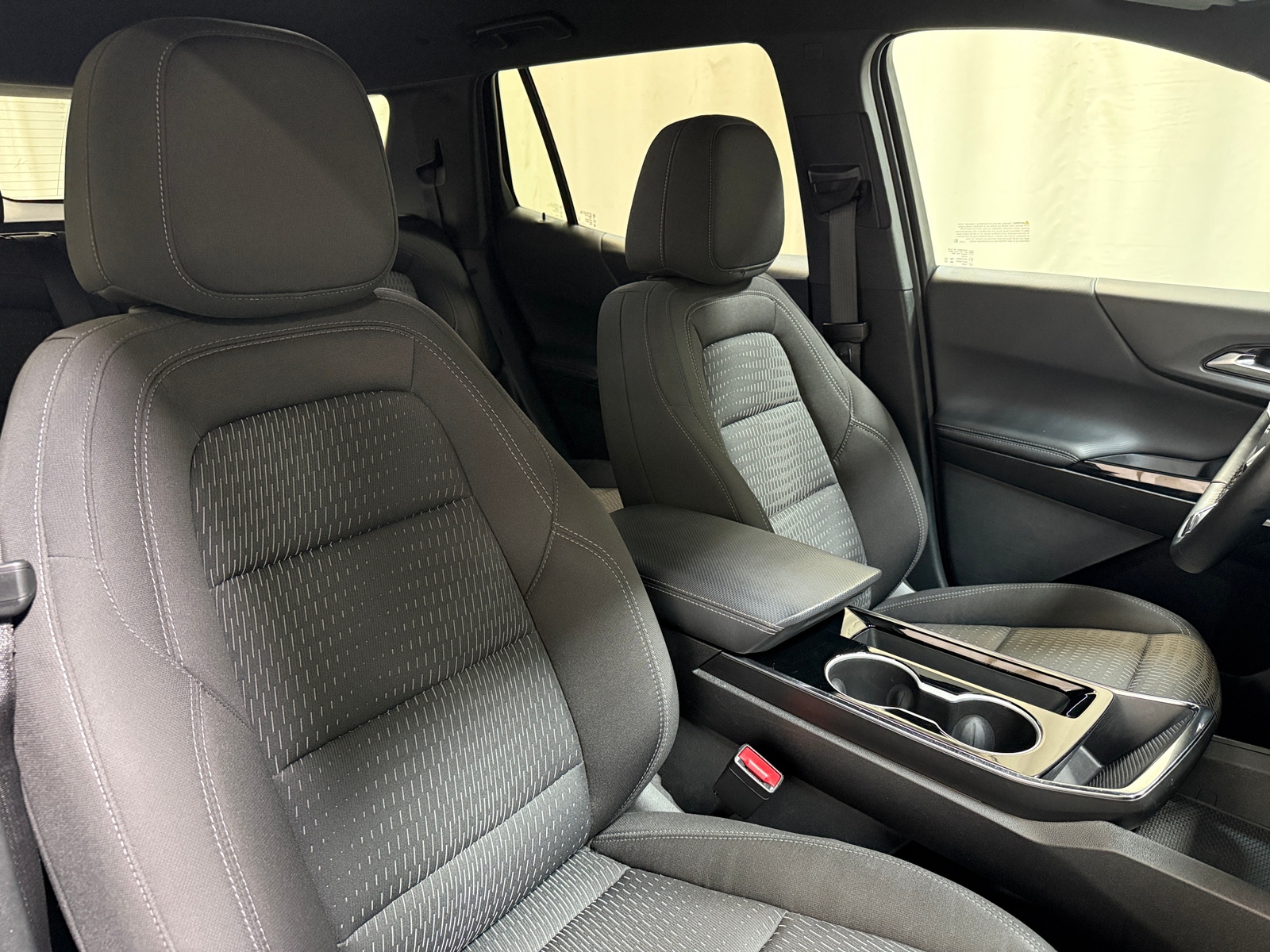 Thumbnail: 2025 Chevrolet Equinox - 2