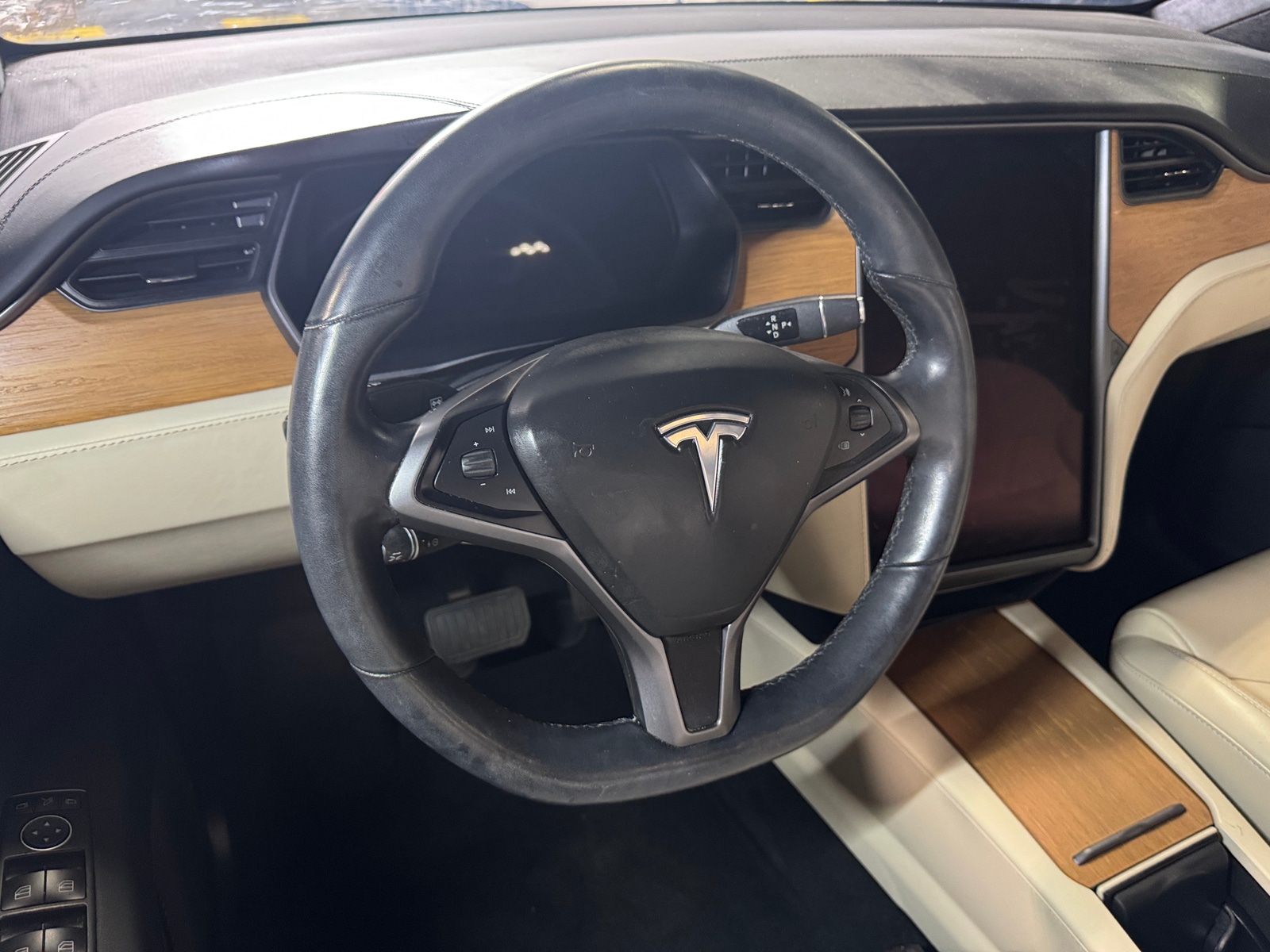 Thumbnail: 2020 Tesla Model X - 4