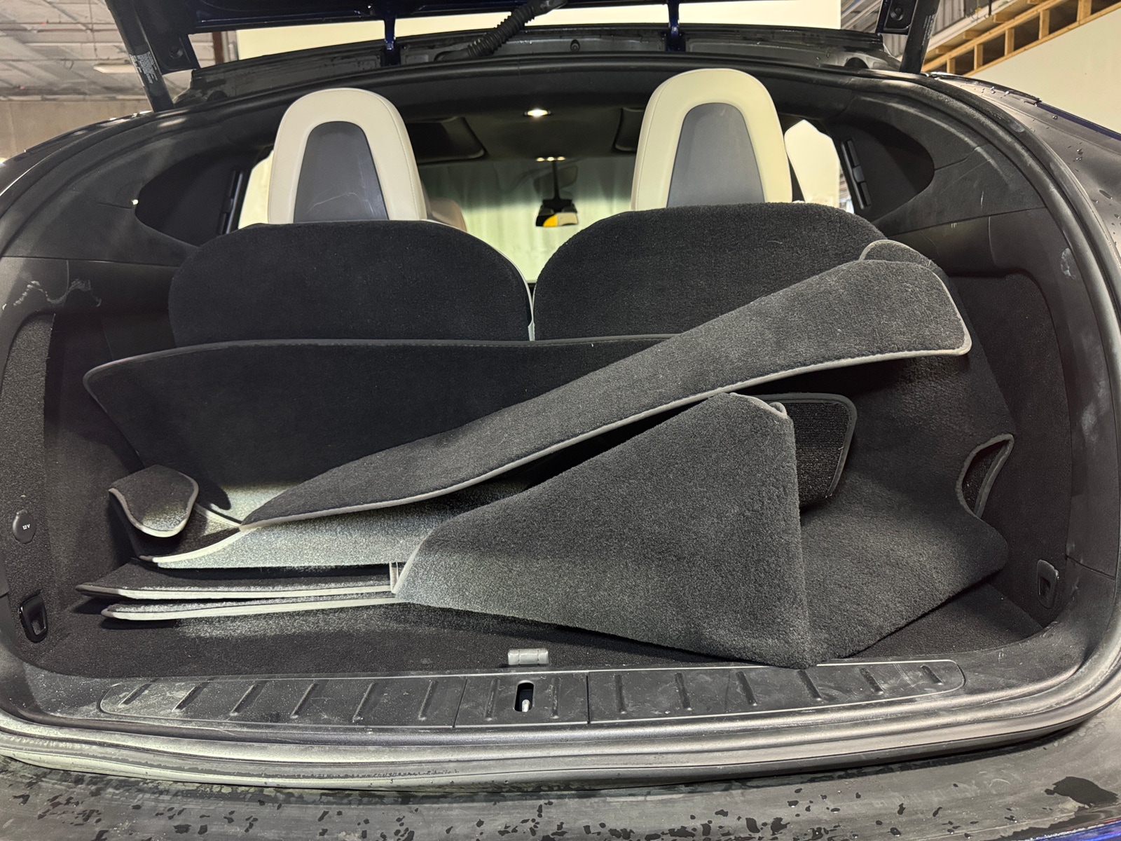 Thumbnail: 2020 Tesla Model X - 6