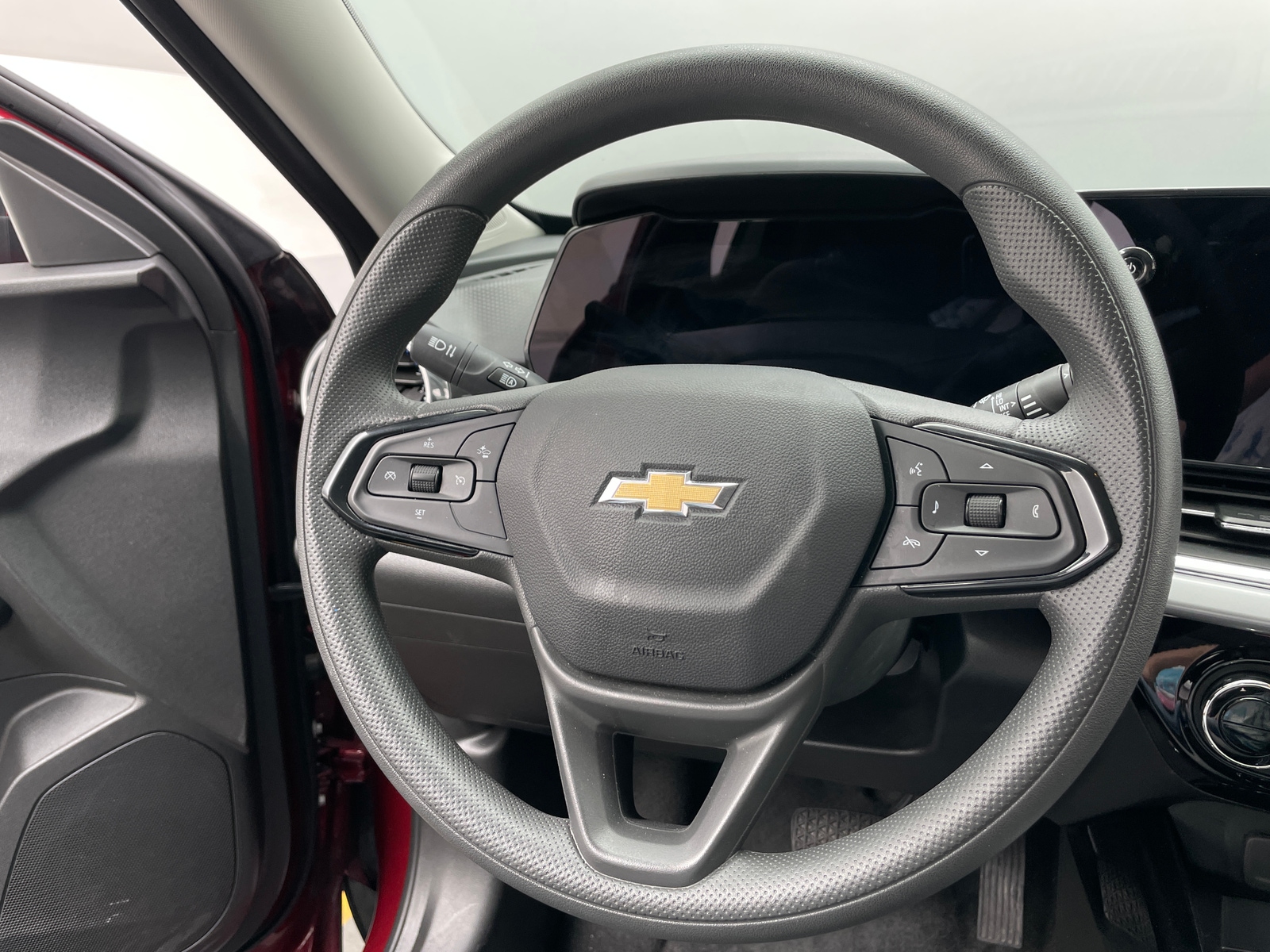 Thumbnail: 2025 Chevrolet Trax - 5