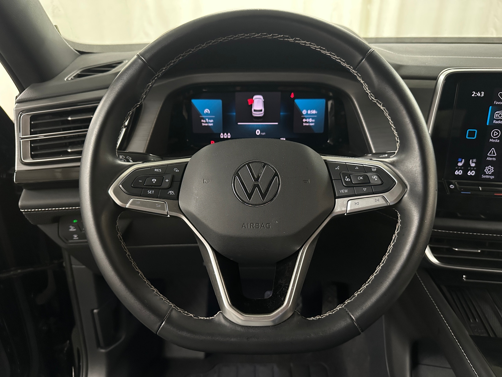 Thumbnail: 2025 Volkswagen Atlas - 4