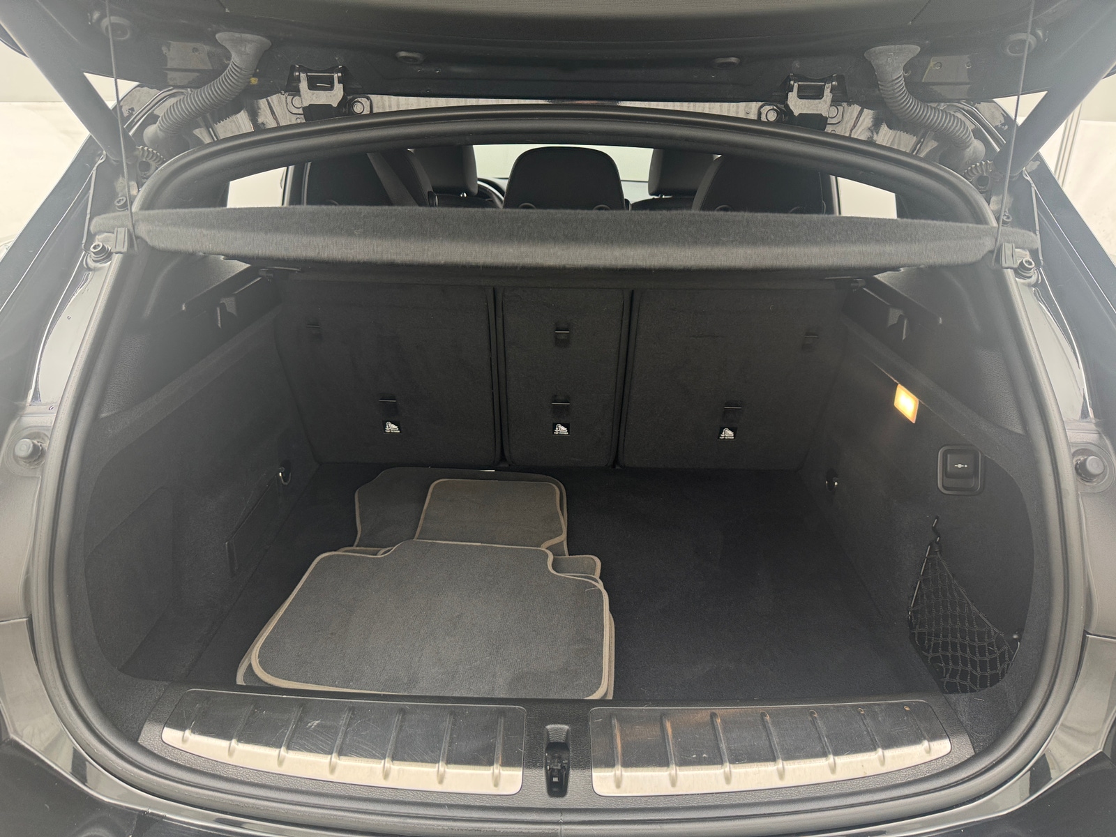Thumbnail: 2019 BMW X2 - 6