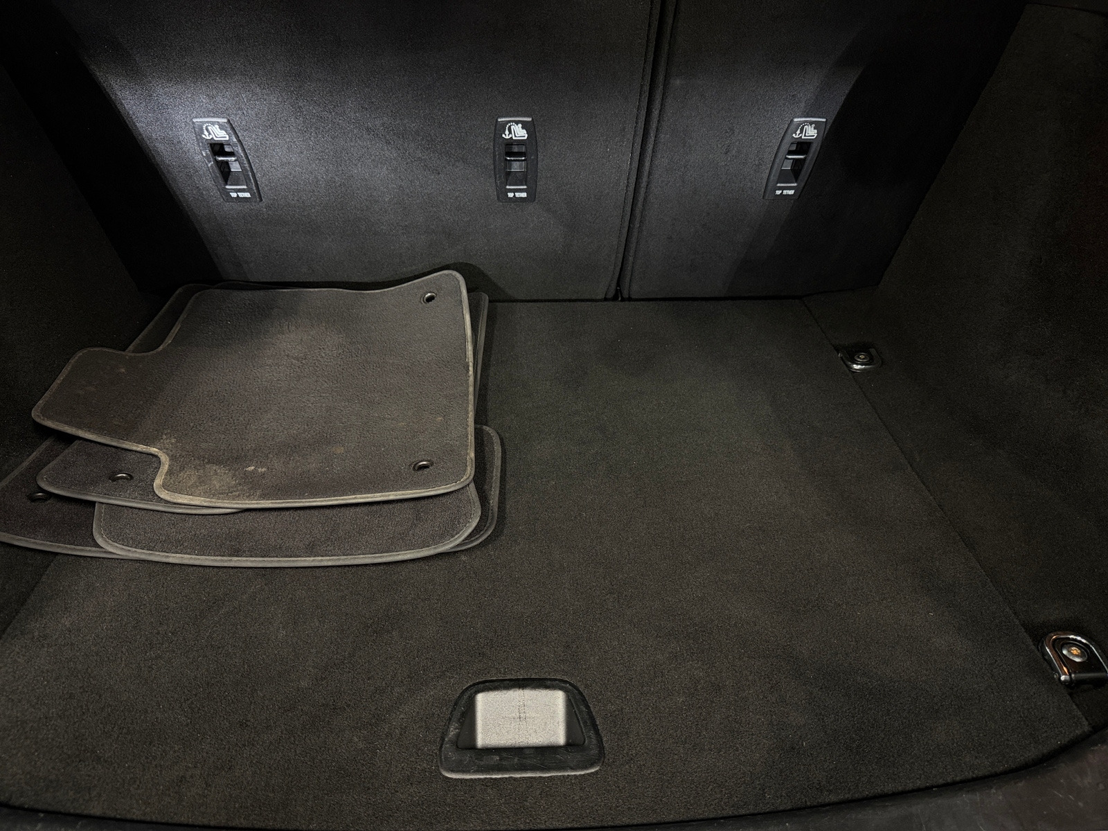 Thumbnail: 2017 Land Rover Range Rover Evoque - 6