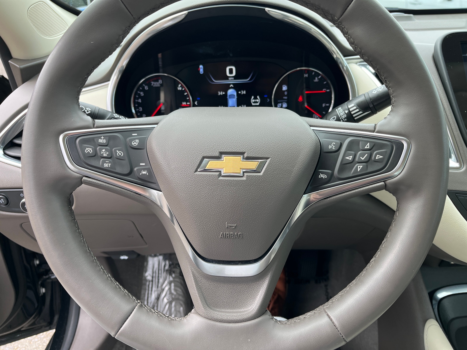 Thumbnail: 2024 Chevrolet Malibu - 5