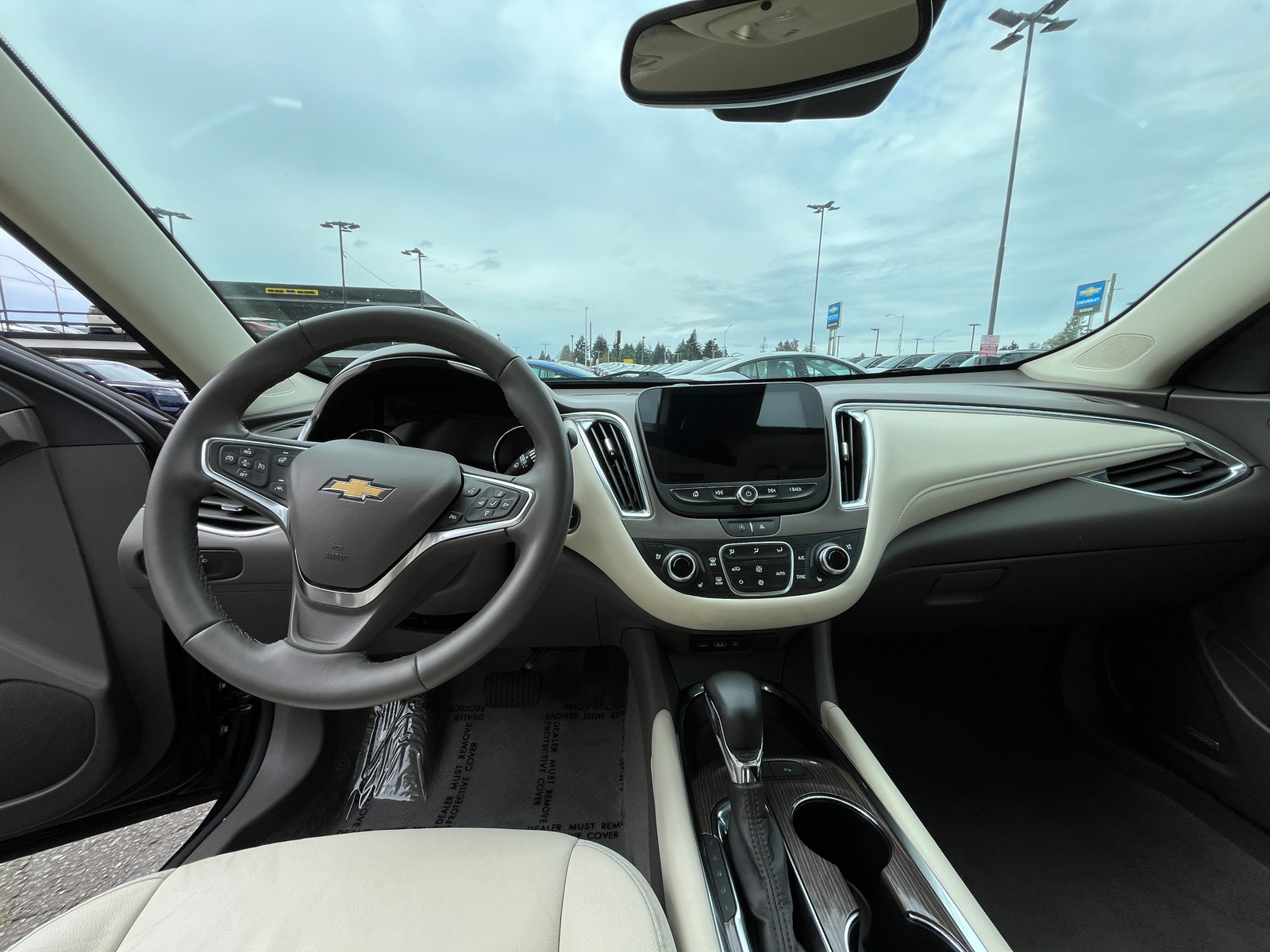 Thumbnail: 2024 Chevrolet Malibu - 3