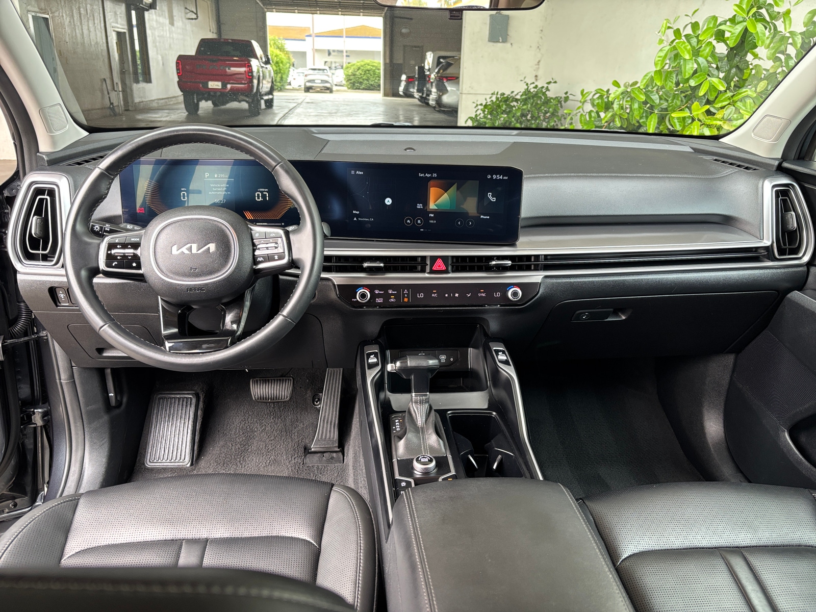 Thumbnail: 2024 Kia Sorento - 3