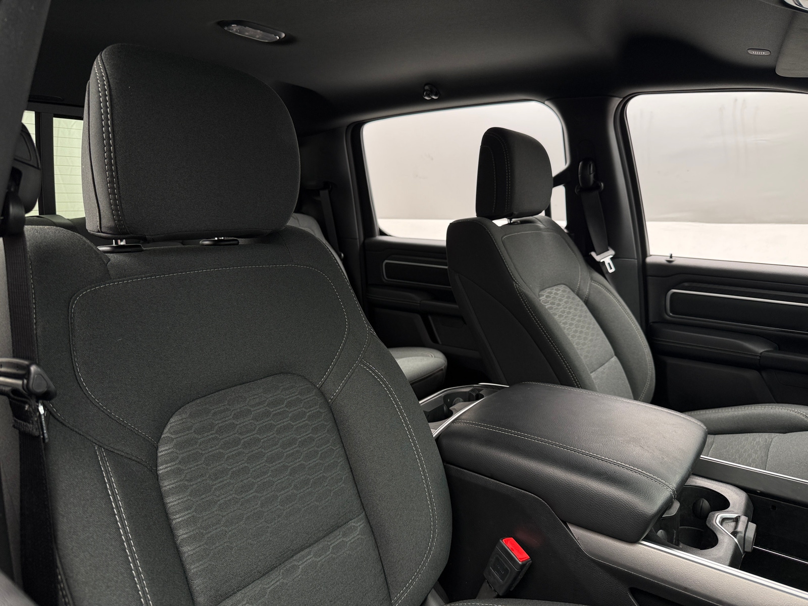 Thumbnail: 2025 RAM 1500 - 2