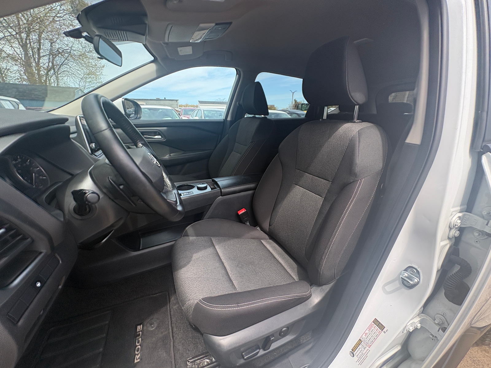 Thumbnail: 2025 Nissan Rogue - 2