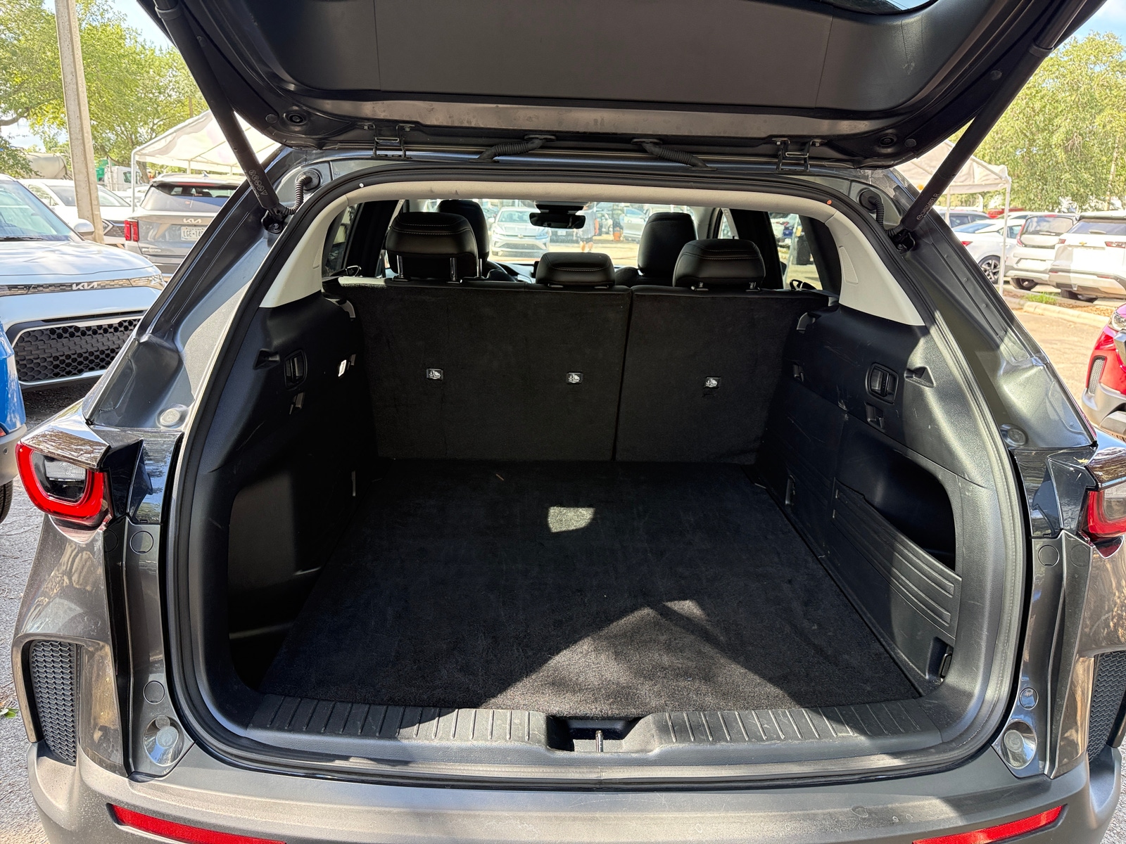 Thumbnail: 2025 Mazda CX-50 - 4