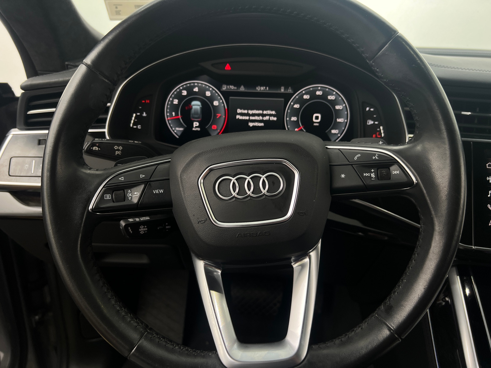 Thumbnail: 2019 Audi Q8 - 4