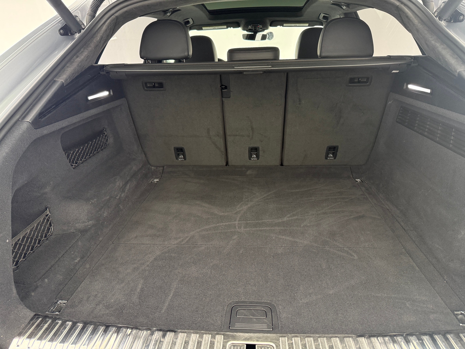 Thumbnail: 2019 Audi Q8 - 6