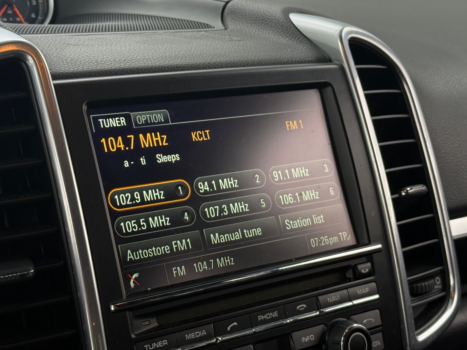 Thumbnail: 2016 Porsche Cayenne - 3