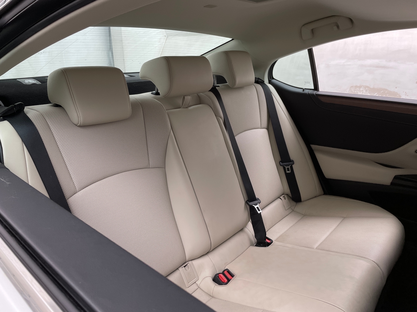 Thumbnail: 2024 Lexus ES - 5